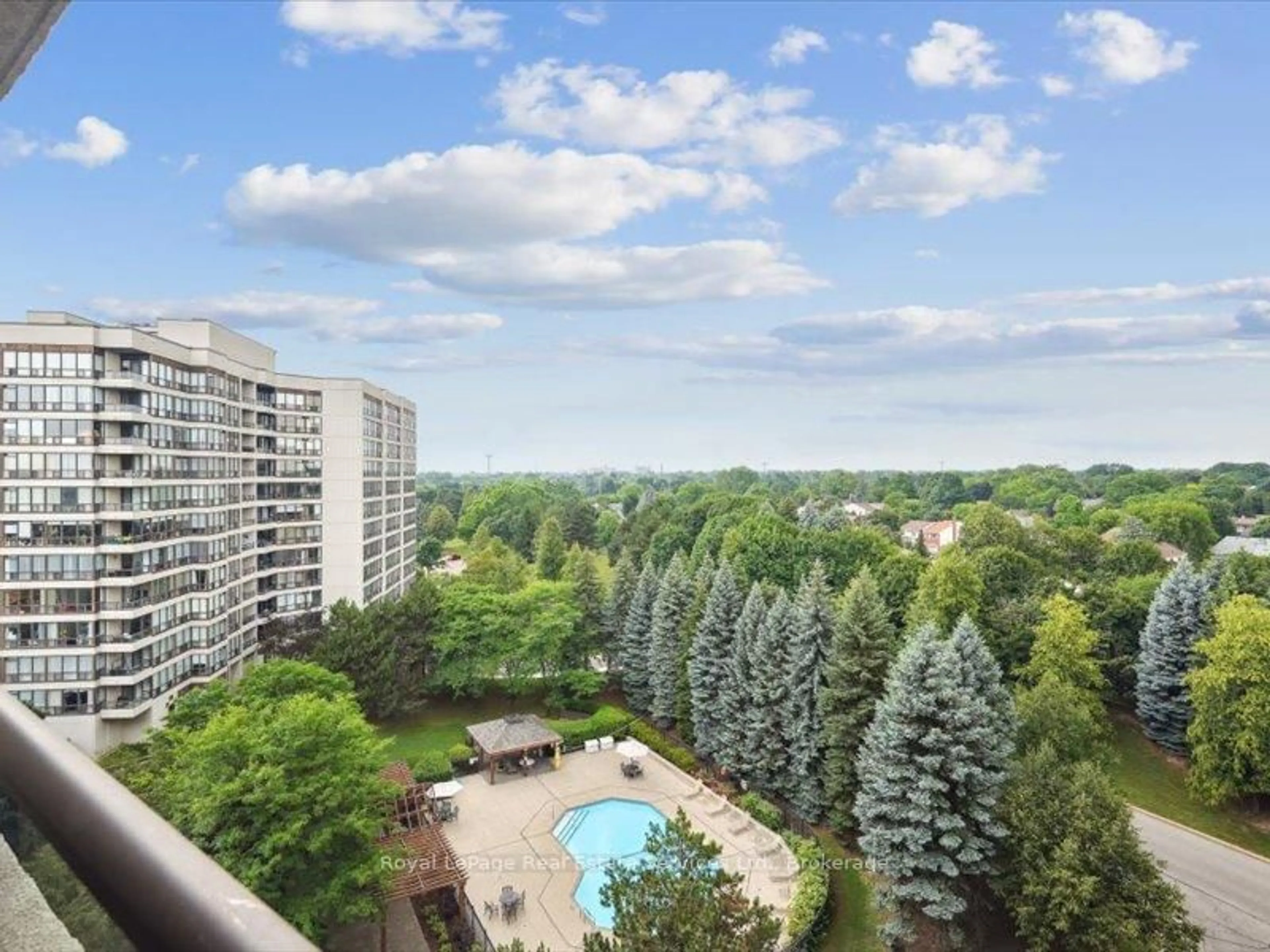 Unknown for 10 Laurelcrest St #910, Brampton Ontario L6S 5Y3