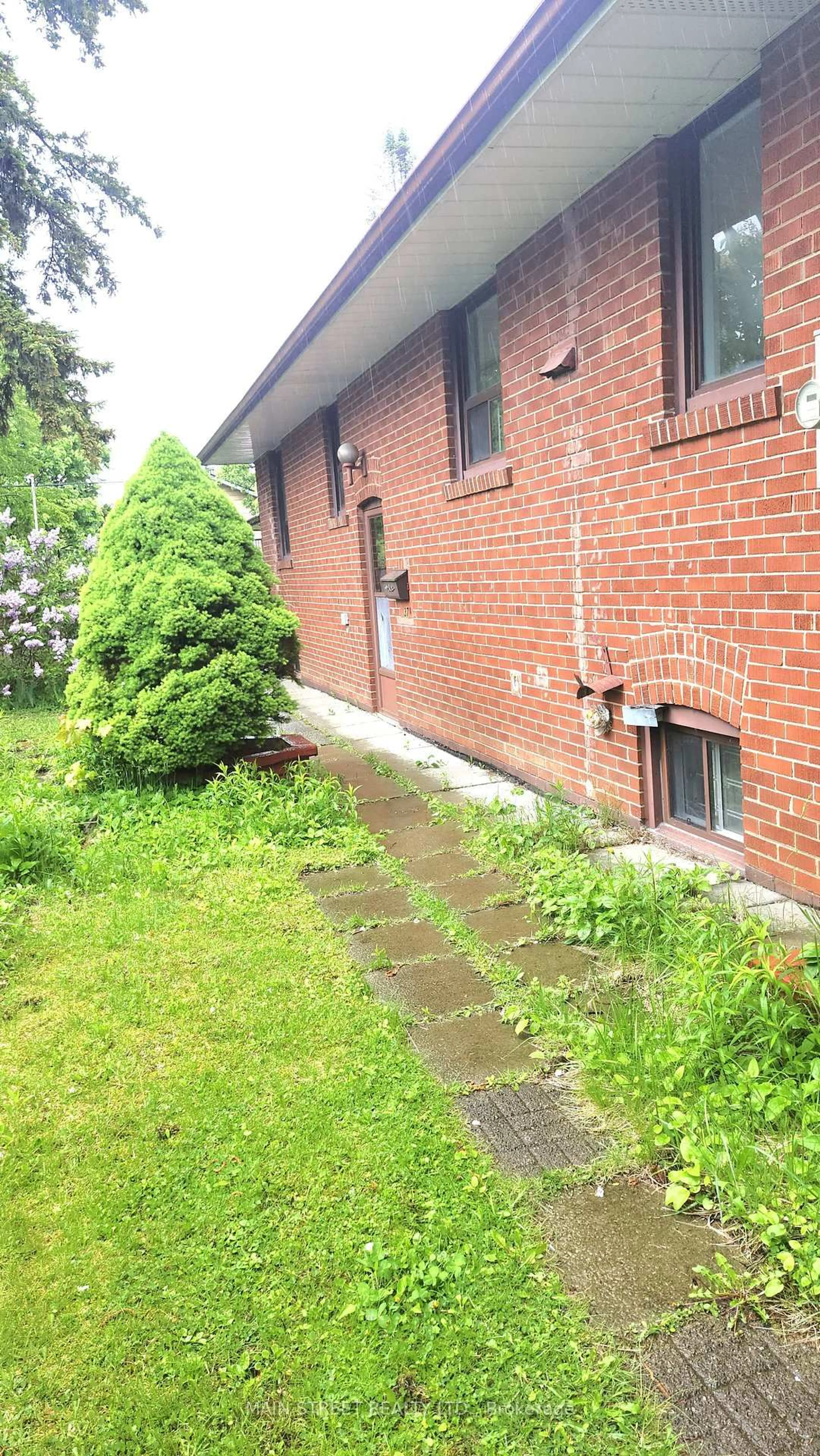 Unknown for 37 Fairlin Dr, Toronto Ontario M9B 4J4