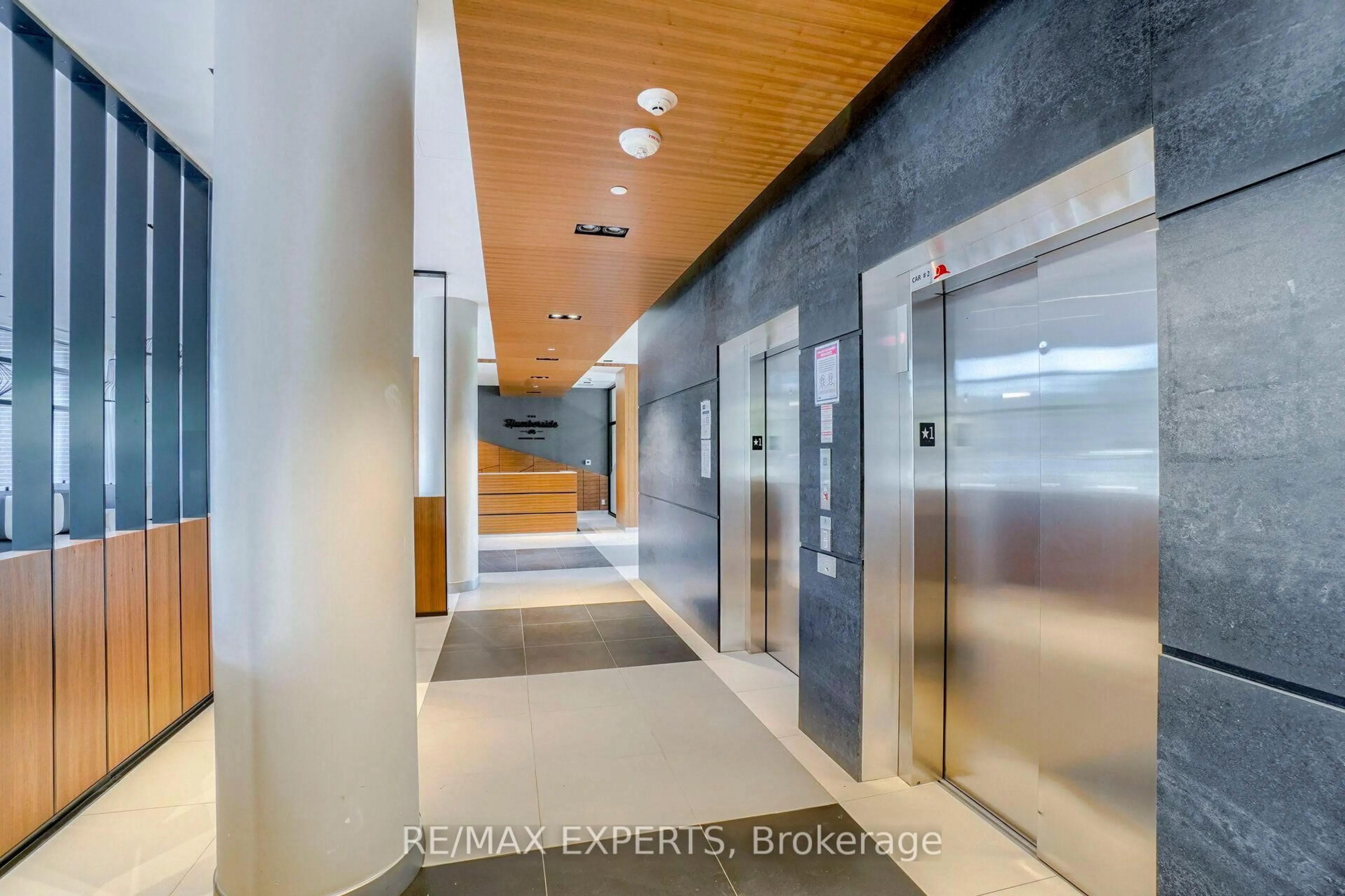 Indoor foyer for 1 Neighbourhood Lane #304, Toronto Ontario M8Y 0C2