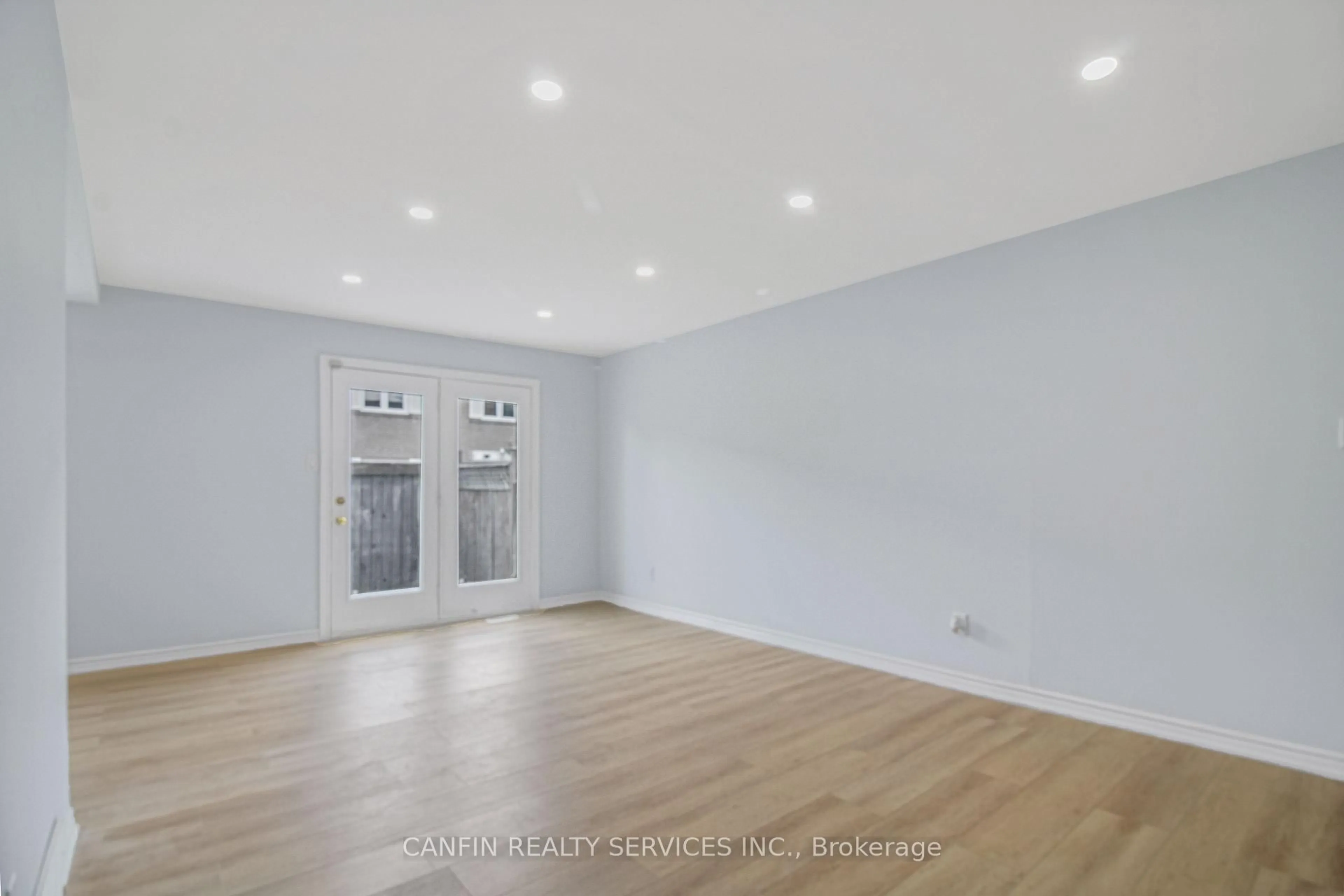 A pic of a room for 212 Town House Cres #212, Brampton Ontario L6W 3C6