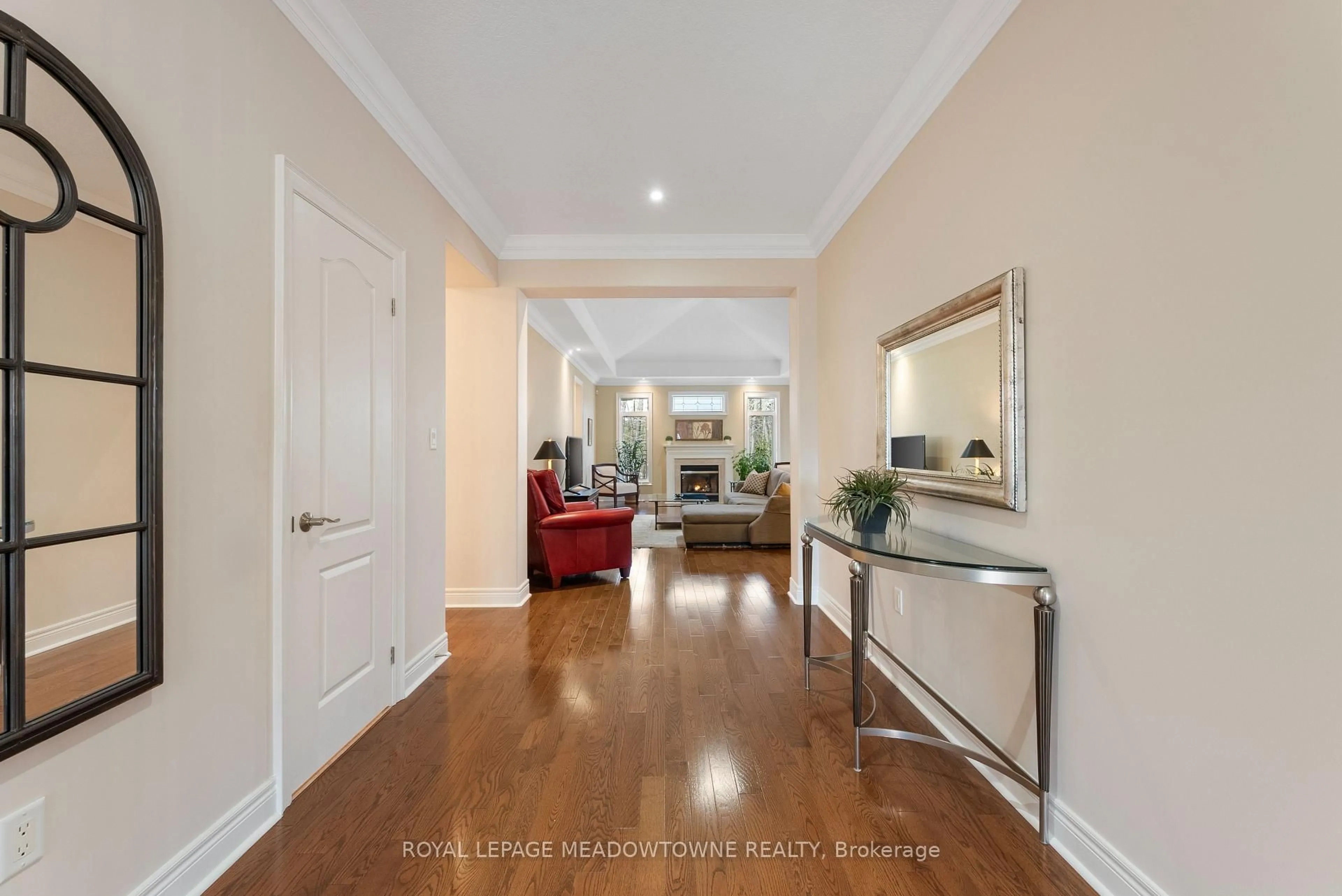 Indoor foyer for 3 Mcnutt St, Brampton Ontario L6Y 5L3