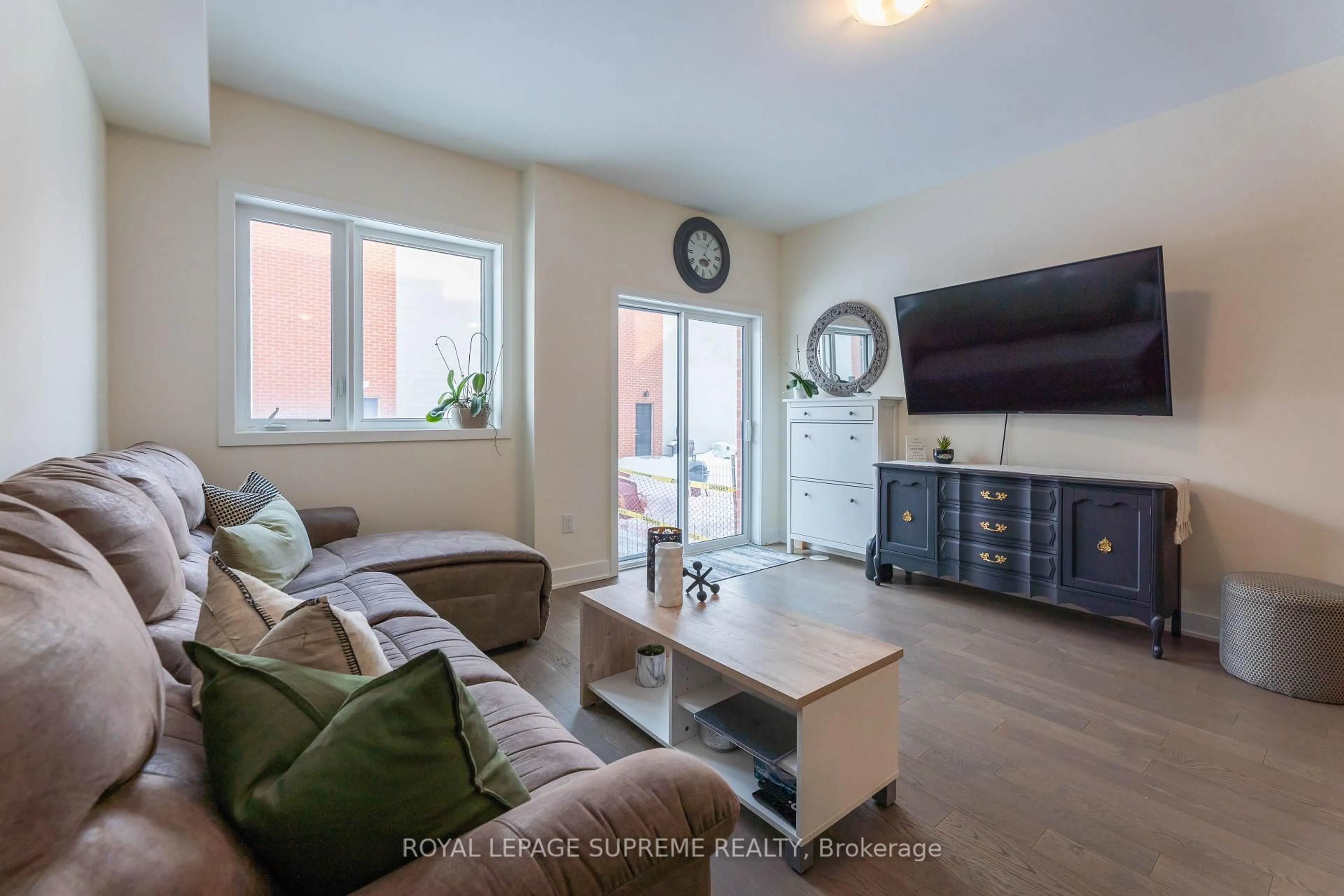 Living room with furniture, unknown for 115 William Duncan Rd, Toronto Ontario M3K 0C7