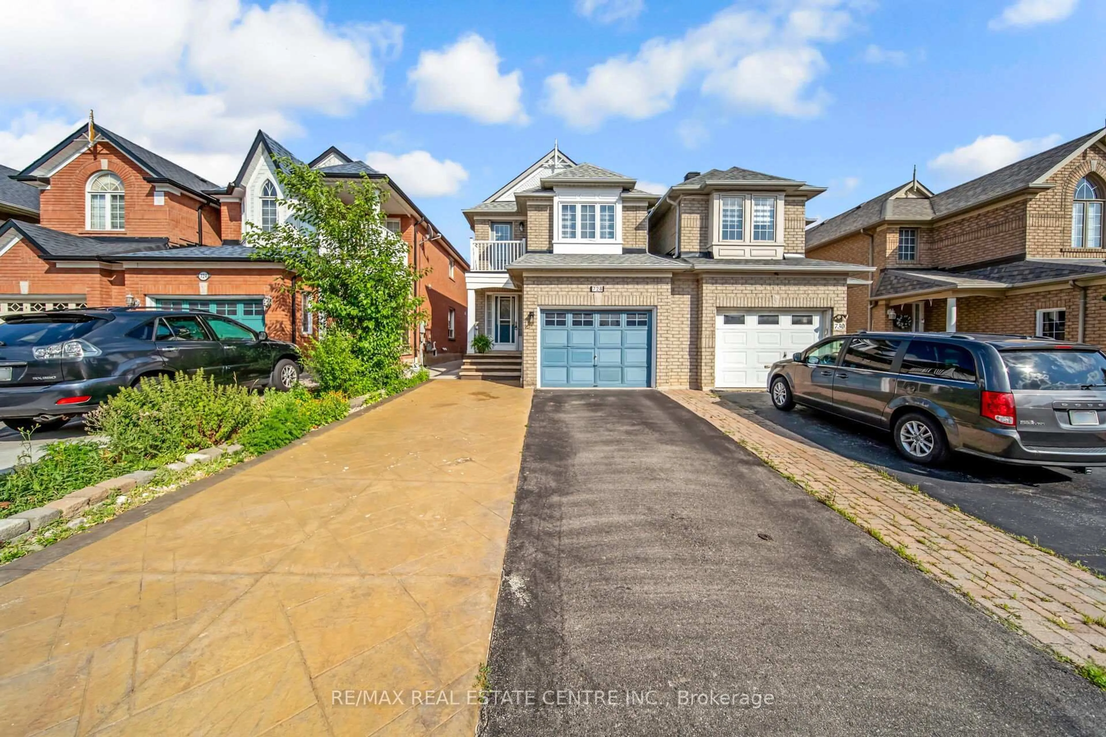 Unknown for 728 Spanish Moss Tr, Mississauga Ontario L5W 1E6