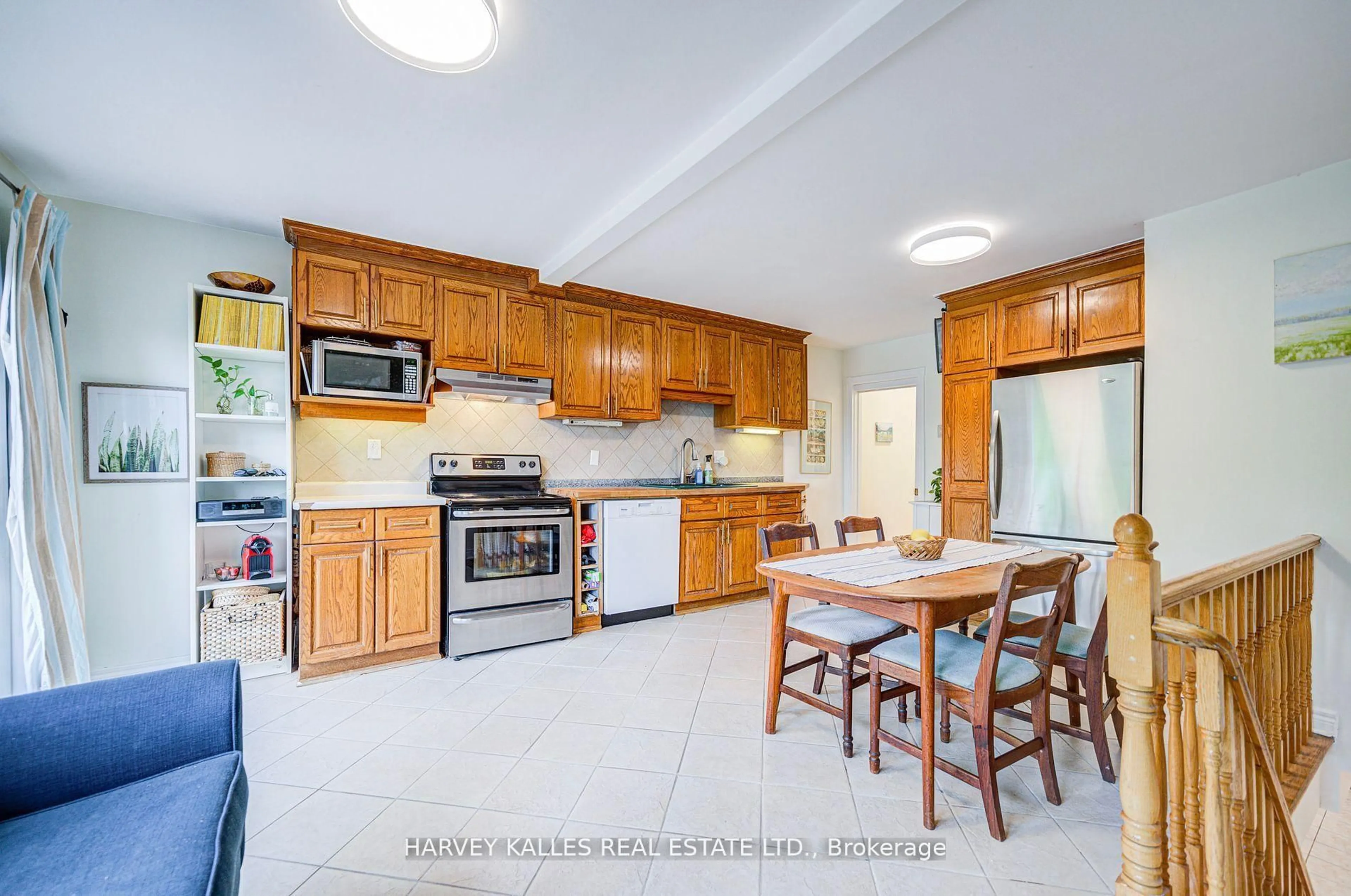Unknown for 408 Silverthorn Ave, Toronto Ontario M6M 3H2