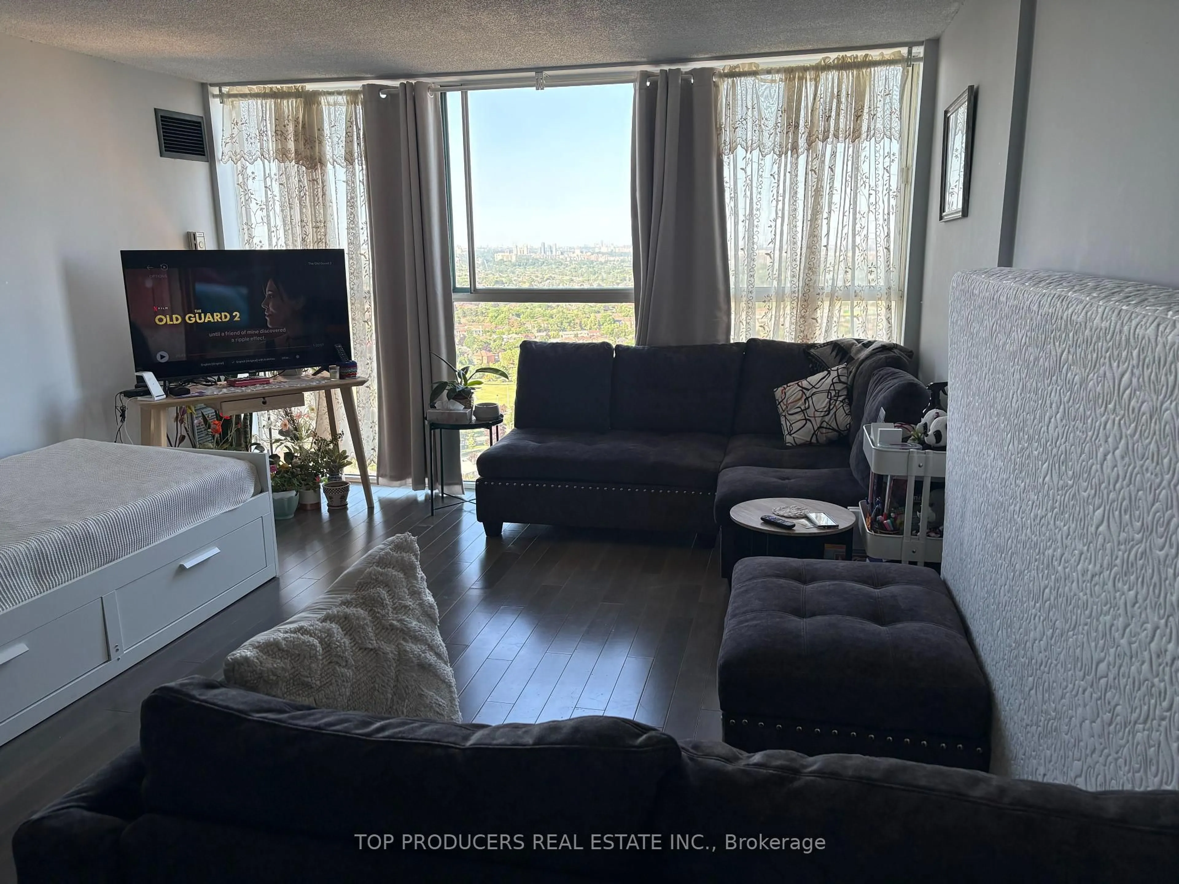 Living room with furniture, unknown for 4205 Shipp Dr #2706, Mississauga Ontario L4Z 2Y9