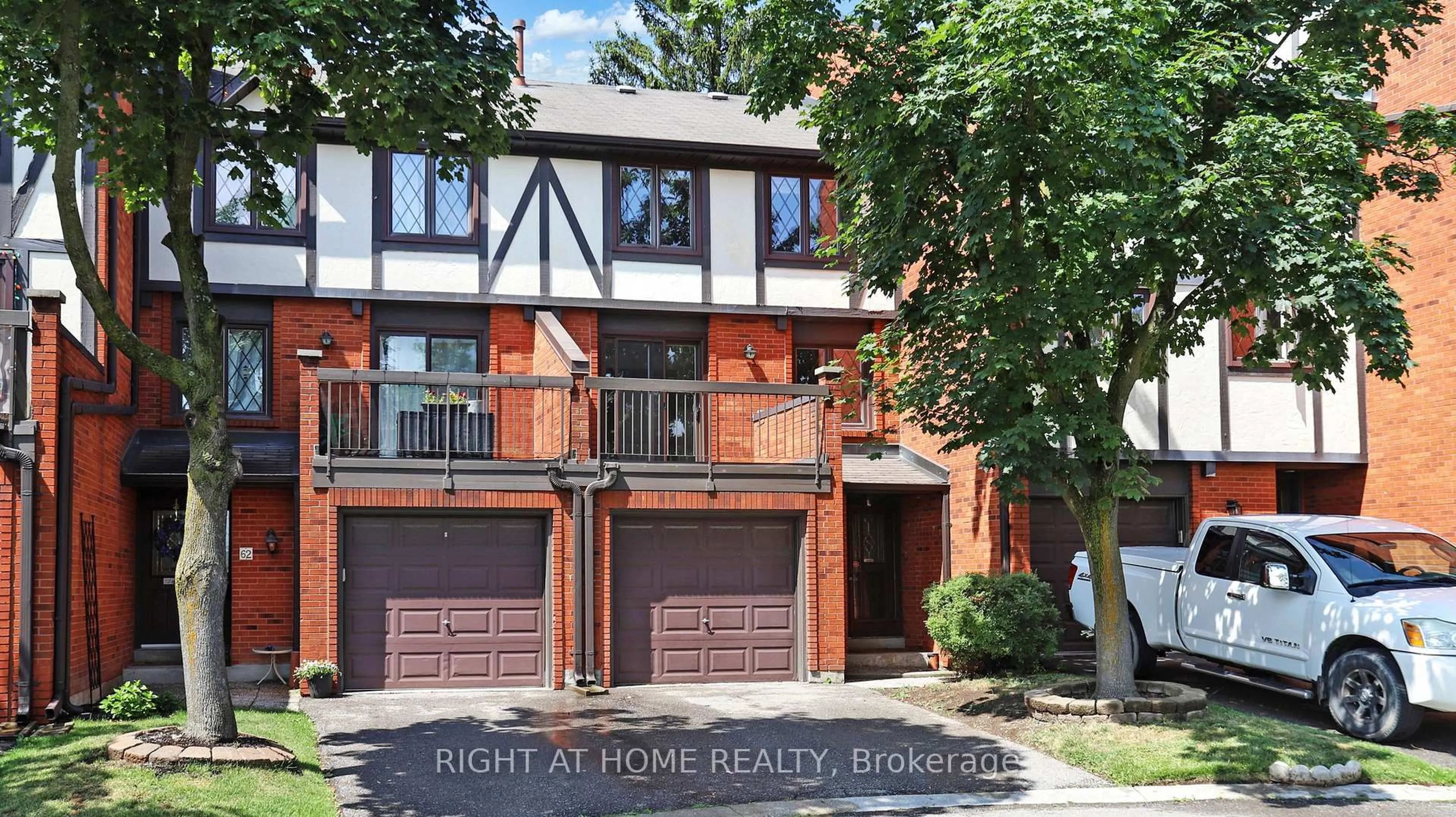 Home with brick exterior material, street for 3360 Council Ring Rd #61, Mississauga Ontario L5L 2E4