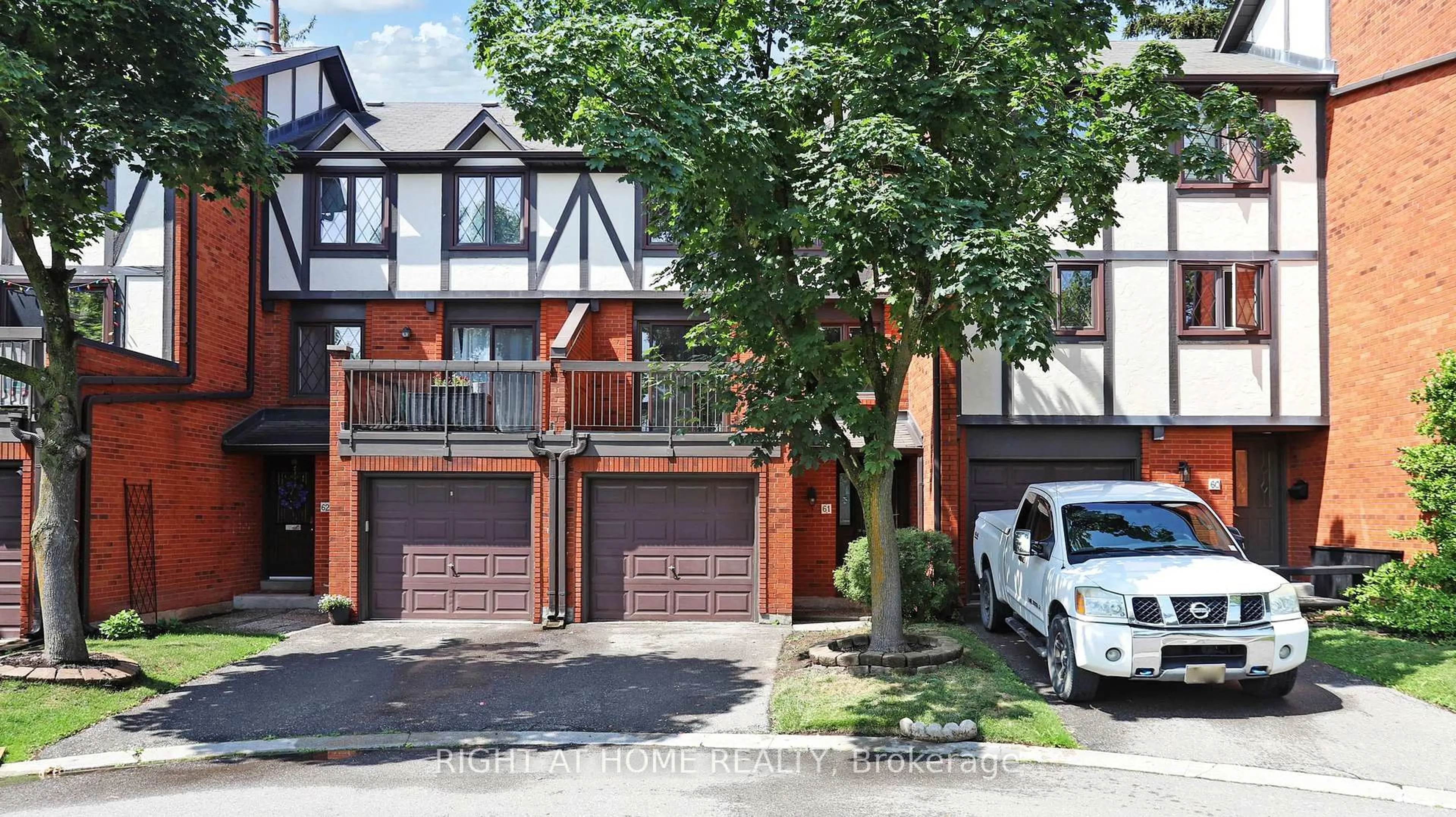 Home with brick exterior material, street for 3360 Council Ring Rd #61, Mississauga Ontario L5L 2E4
