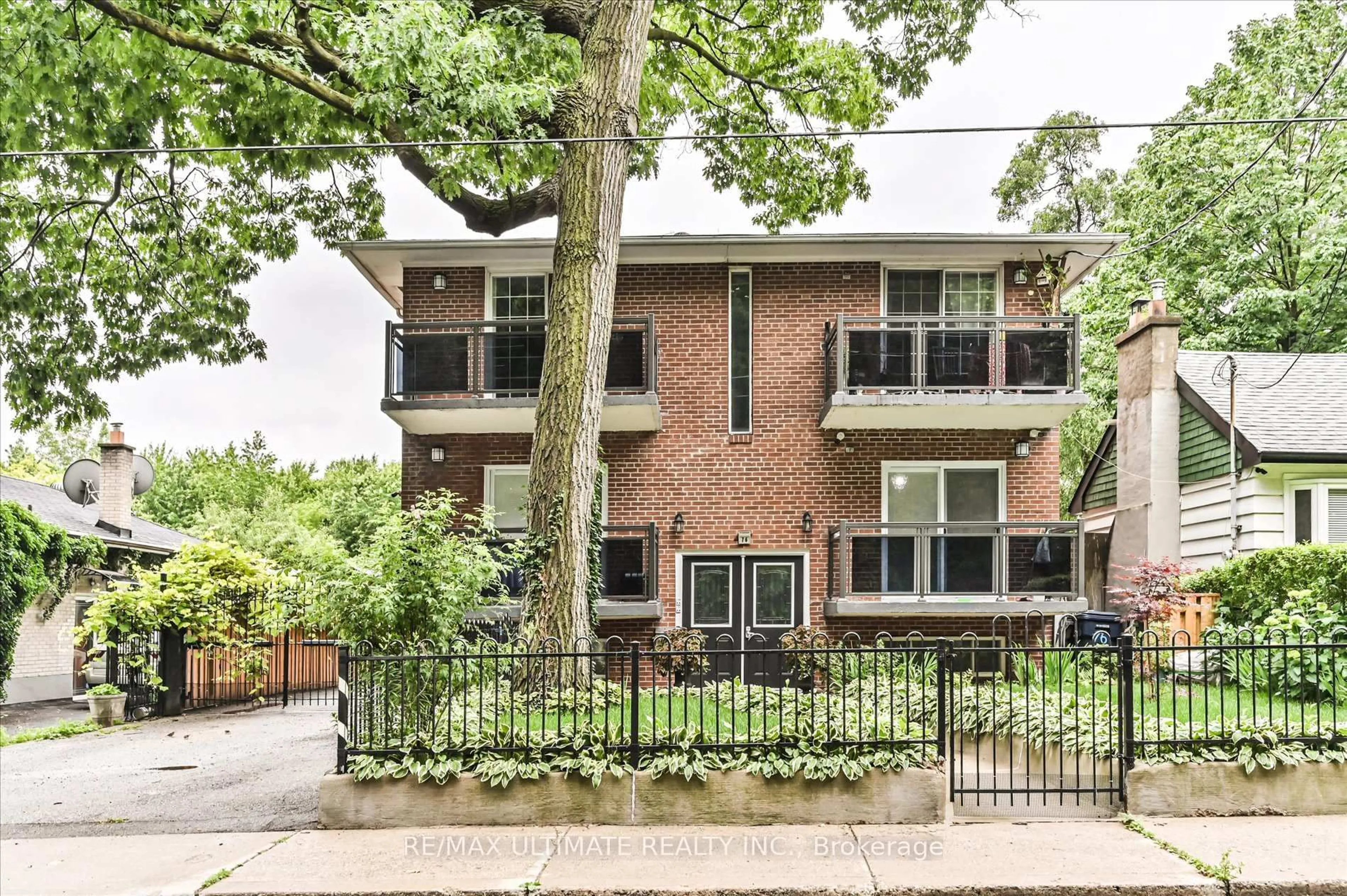 Home with brick exterior material, street for 76 Hilldale Rd, Toronto Ontario M6N 3Y2