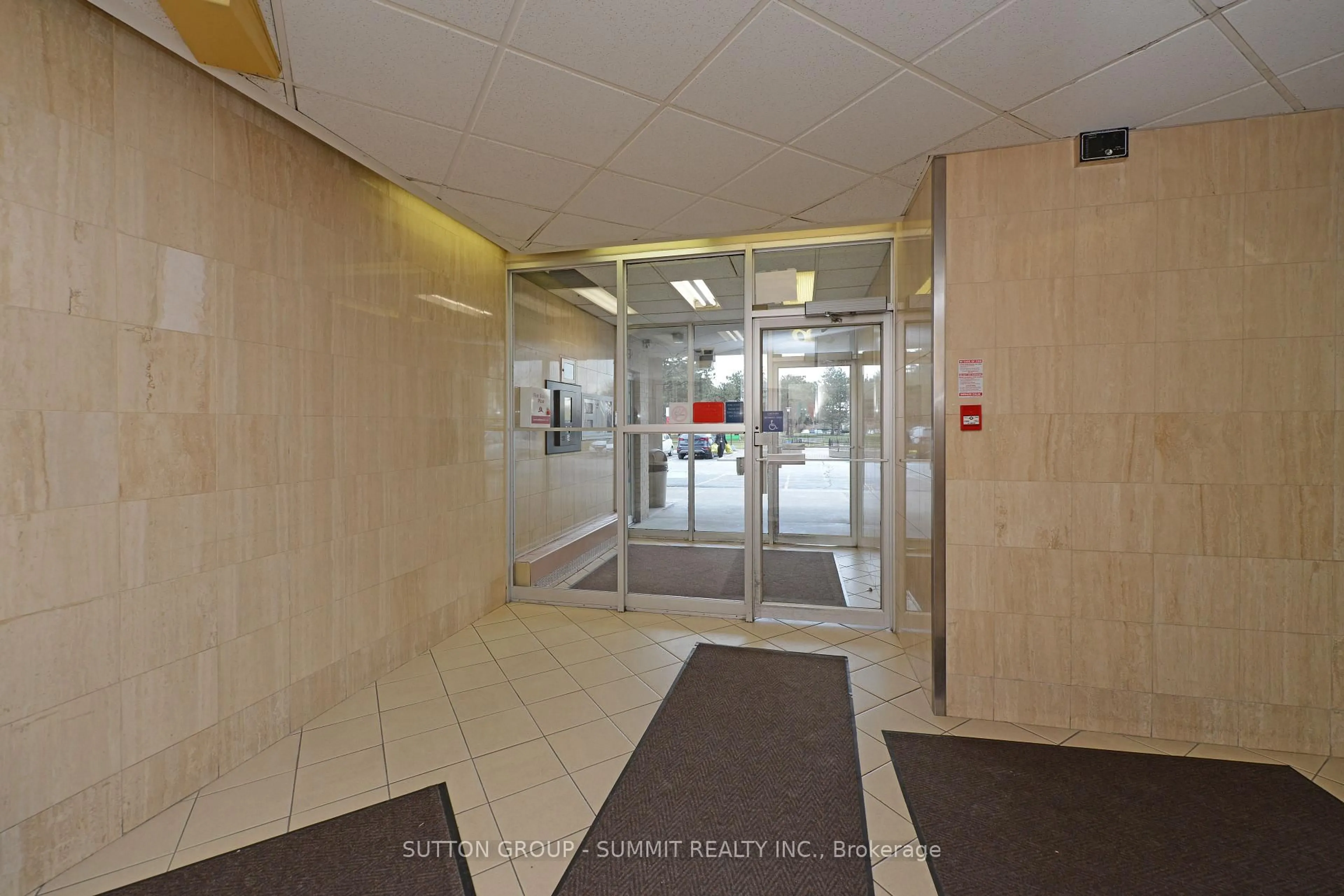 Indoor foyer for 380 Dixon Rd #1902, Toronto Ontario M9R 1T3