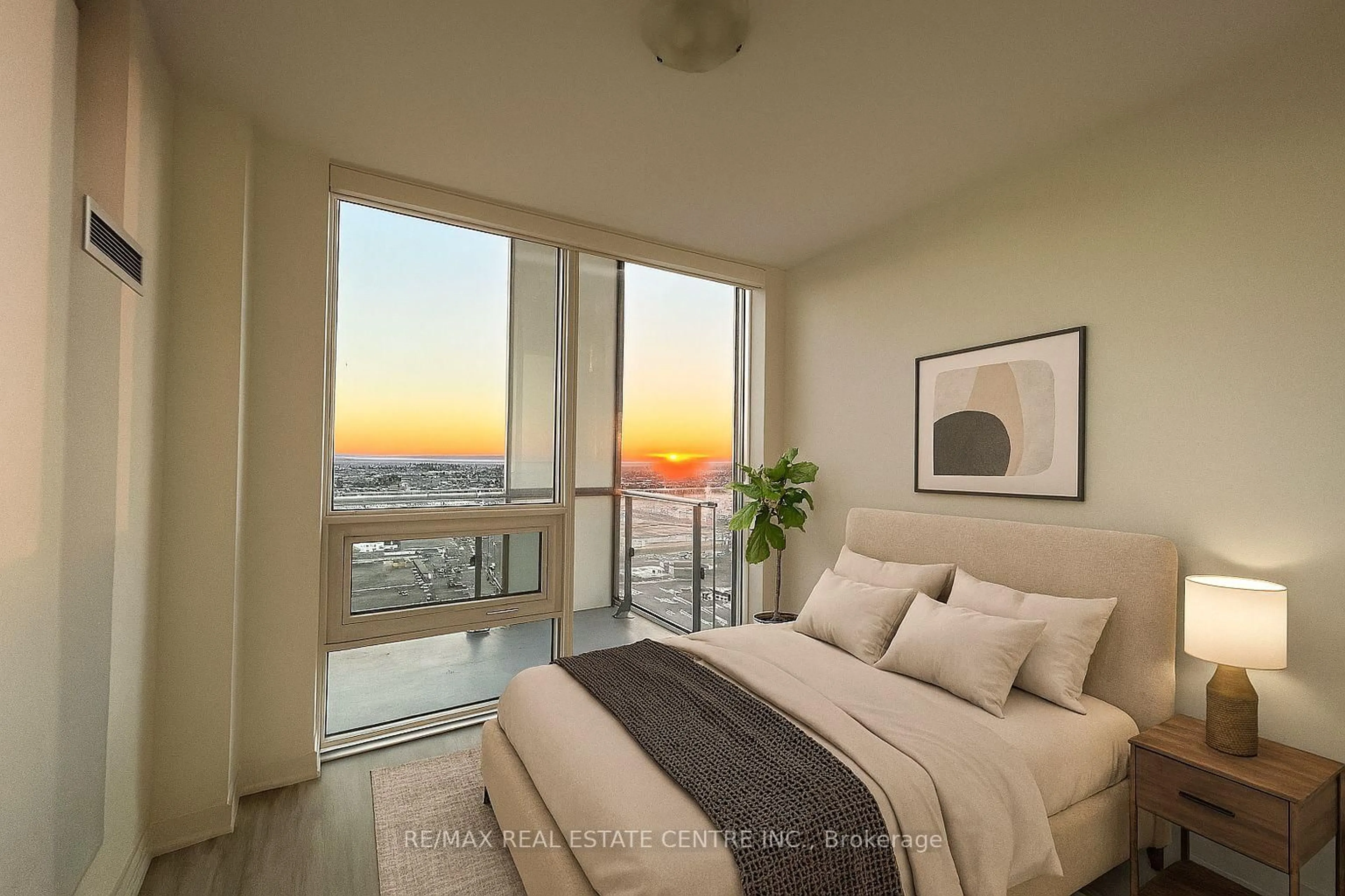 Bedroom with bed, unknown for 4655 Metcalfe Ave #2209B, Mississauga Ontario L5M 0Z7