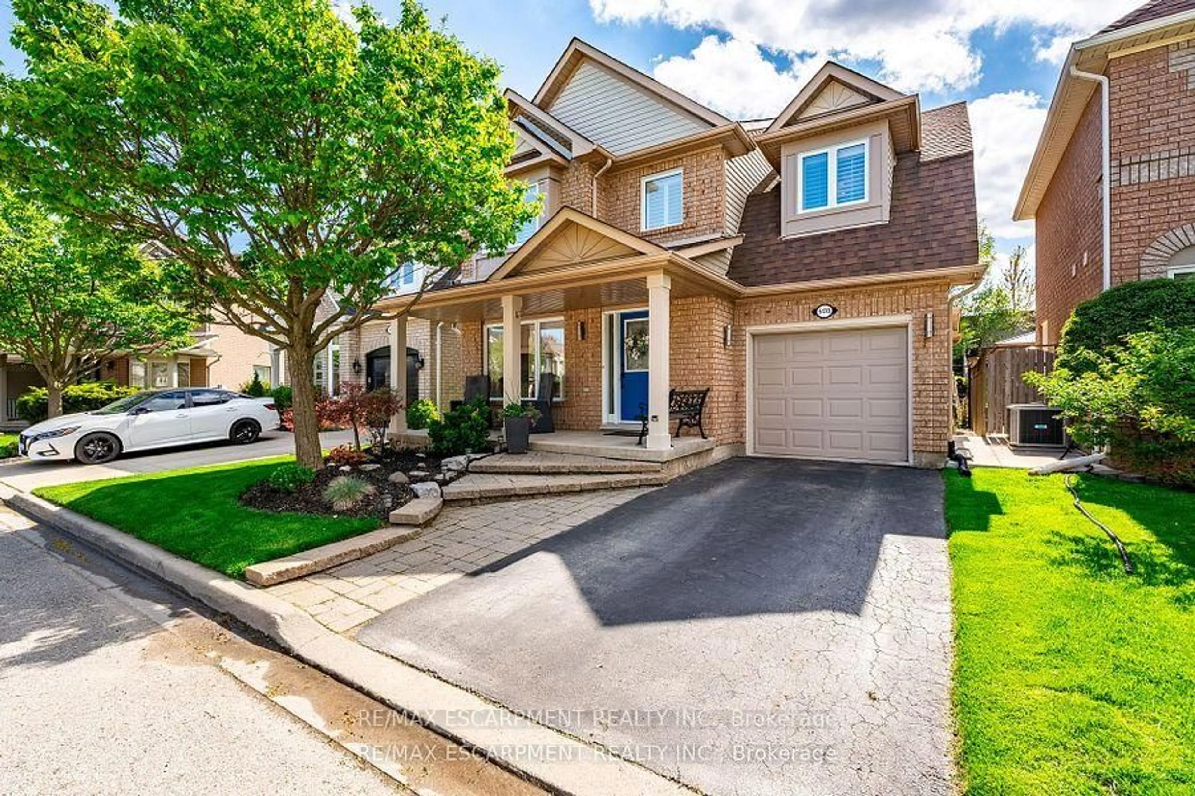 Home with brick exterior material, street for 5170 Ridgewell Rd, Burlington Ontario L7L 6N7
