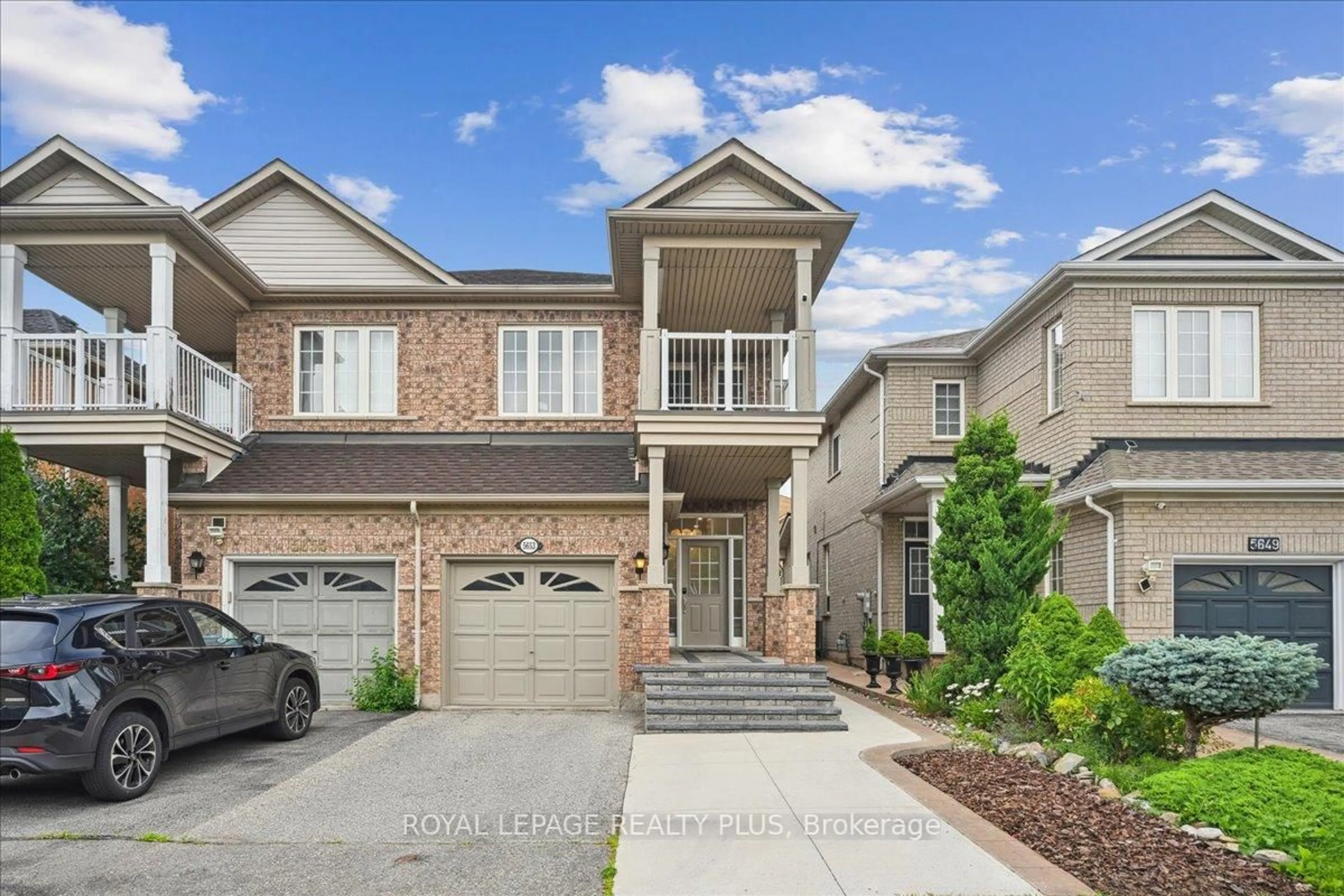 Home with brick exterior material, street for 5653 Longboat Ave, Mississauga Ontario L5M 7E5