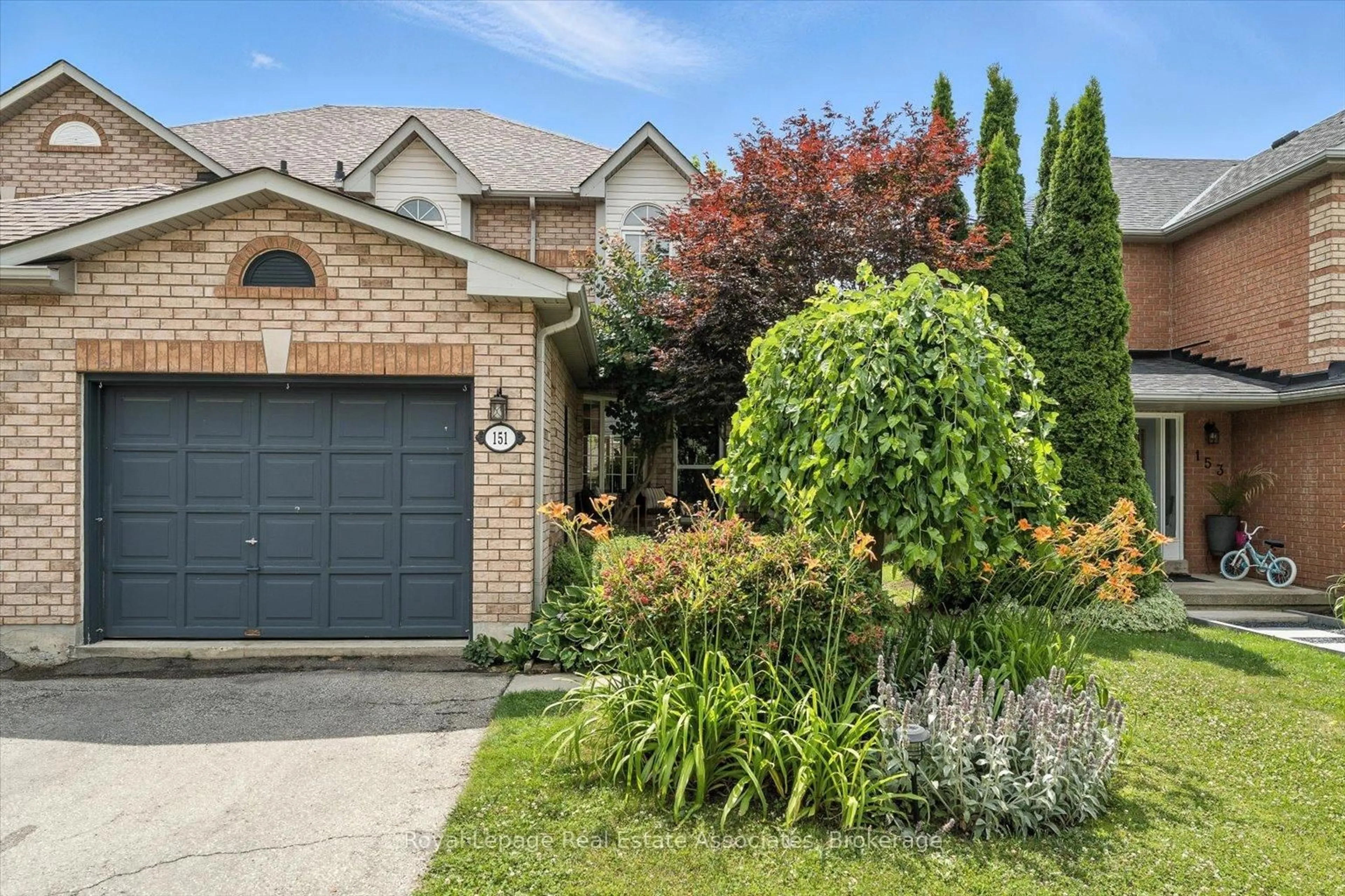 Home with brick exterior material, street for 151 Mowat Cres, Halton Hills Ontario L7G 6A8