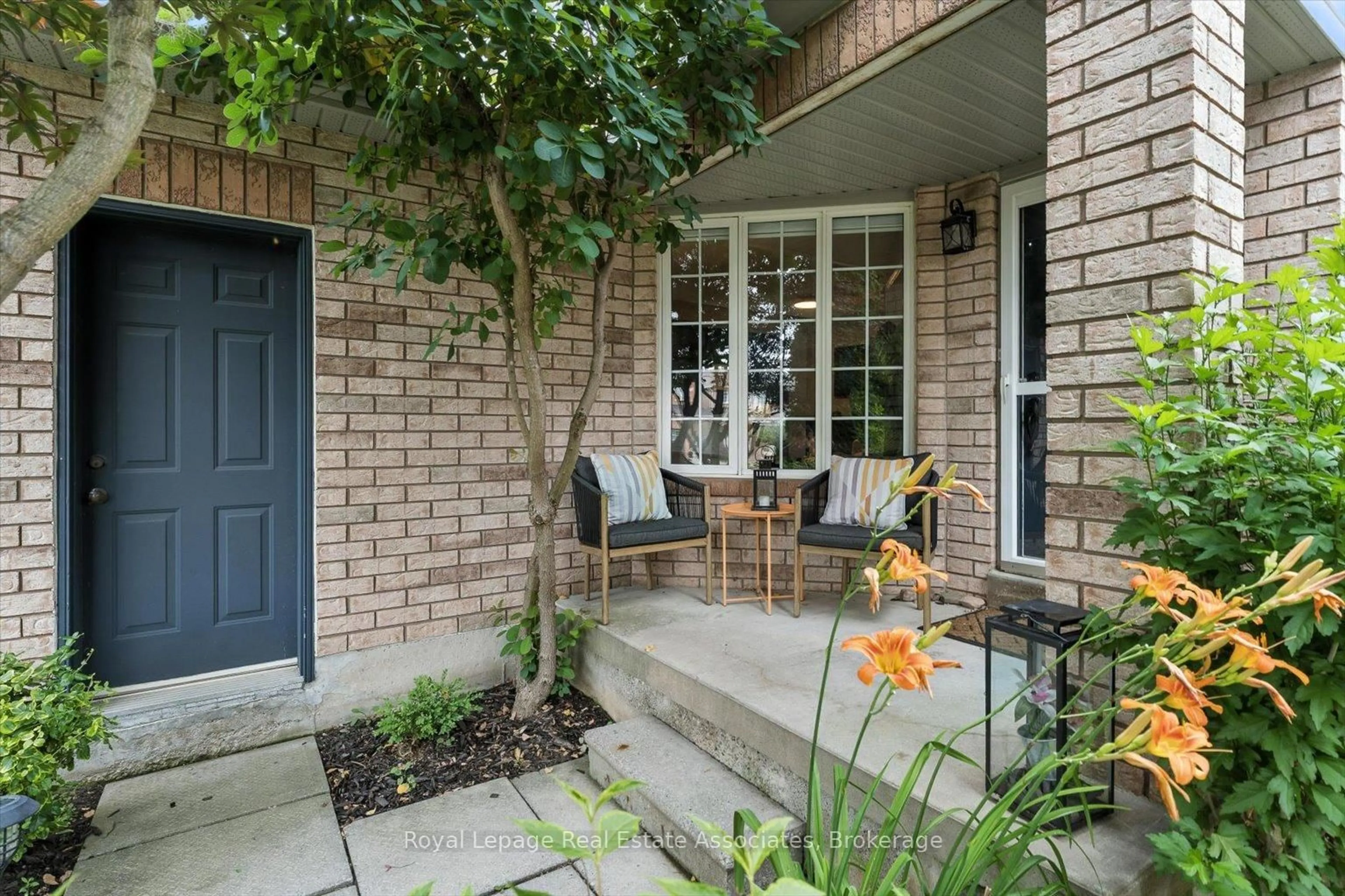 Unknown for 151 Mowat Cres, Halton Hills Ontario L7G 6A8