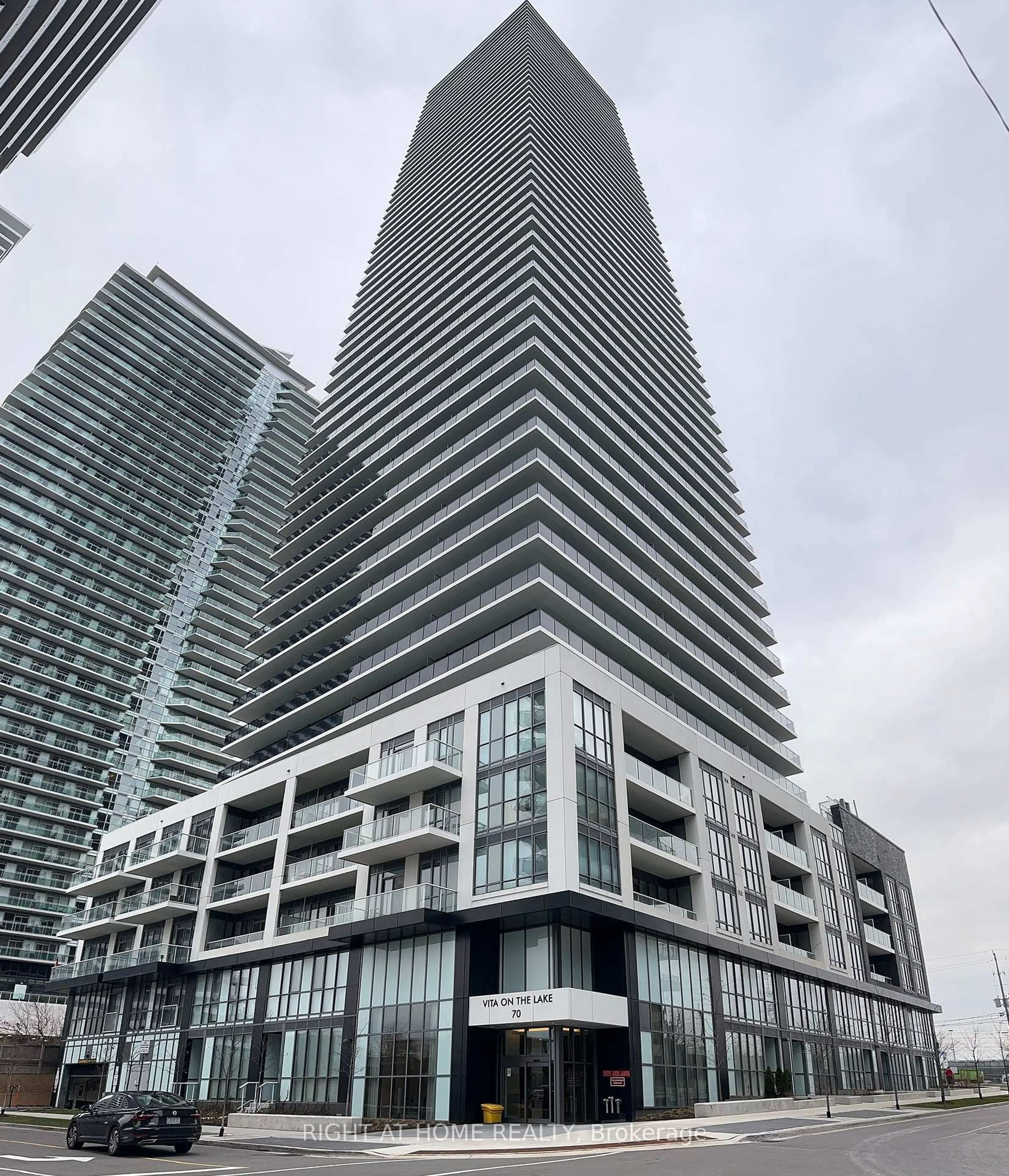 Unknown for 70 ANNIE CRAIG Dr #2609, Toronto Ontario M8V 0G2