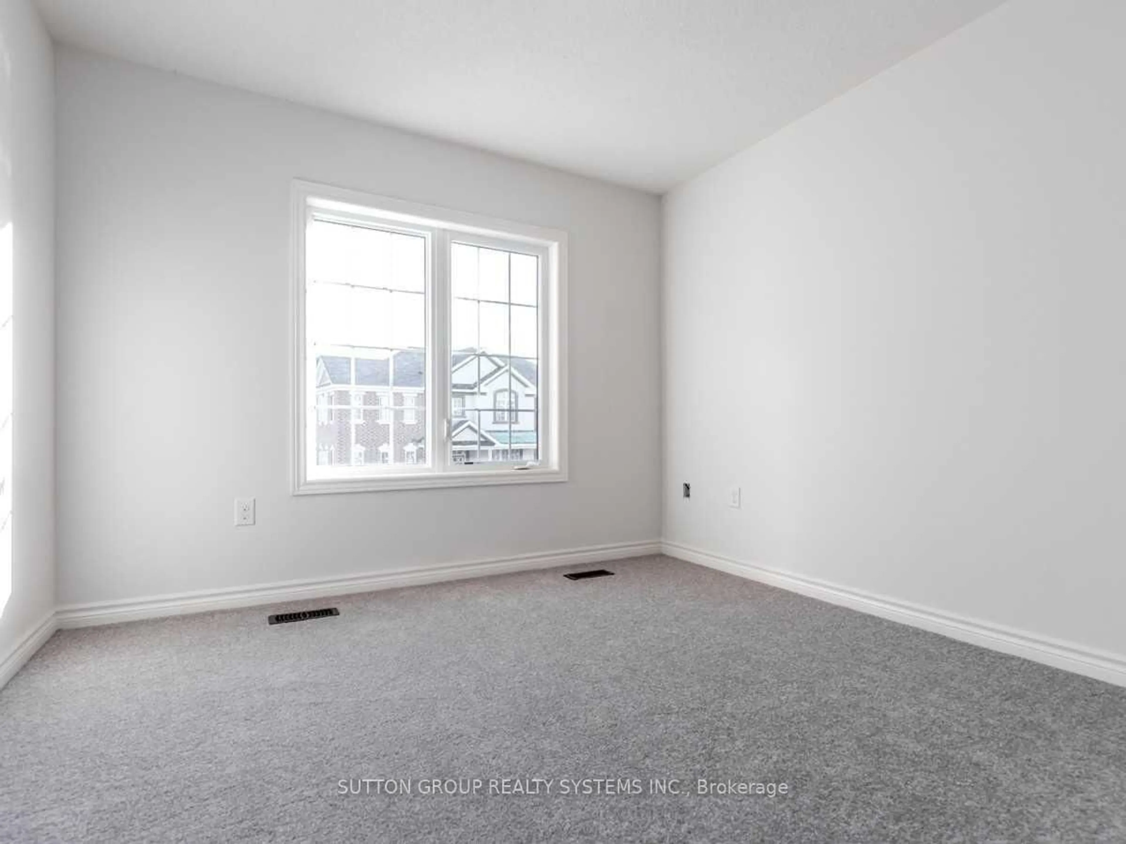 A pic of a room for 1439 Chretien St, Milton Ontario L9E 1J1