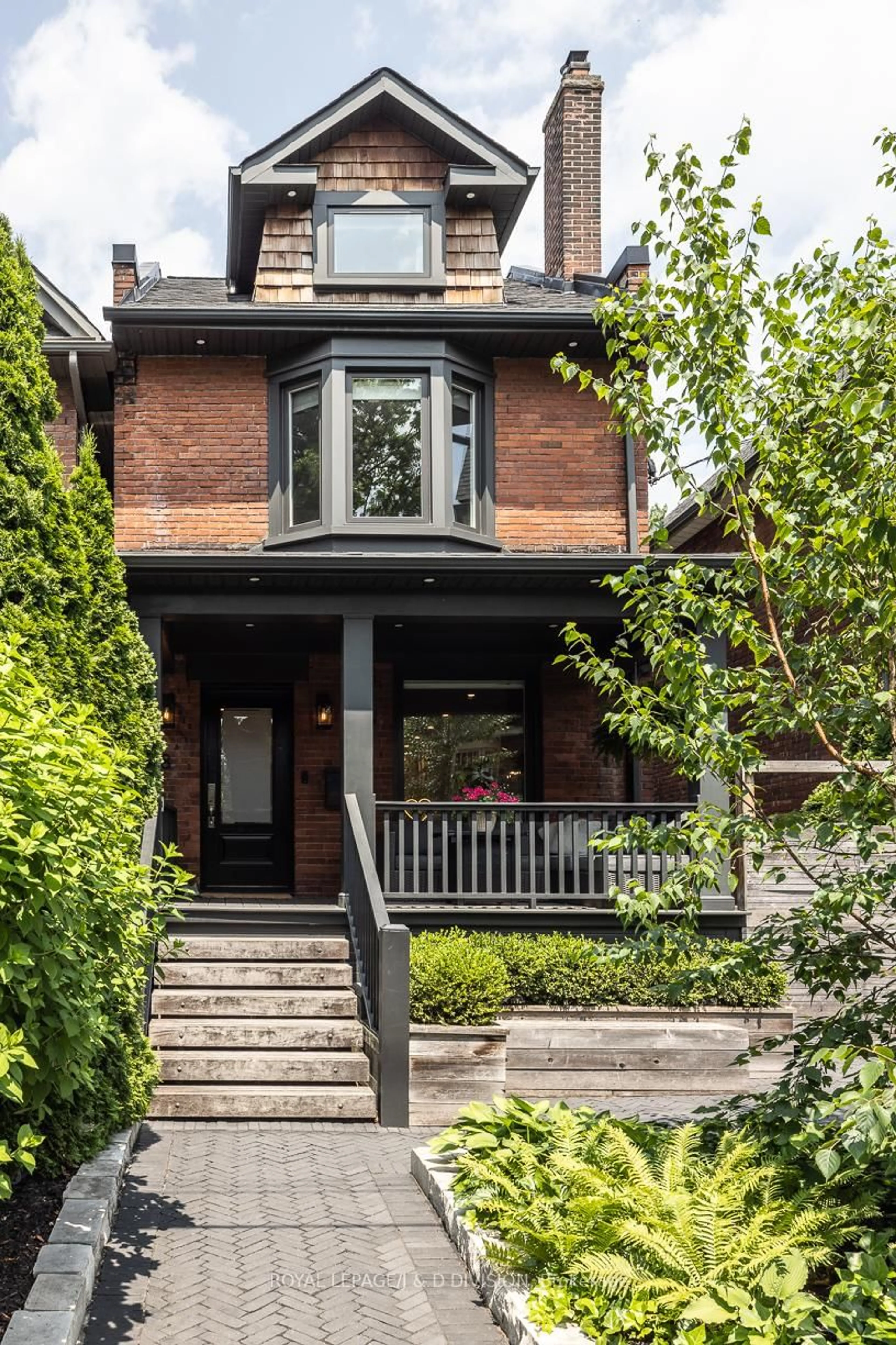 Home with brick exterior material, street for 8 Geoffrey St, Toronto Ontario M6R 1P3