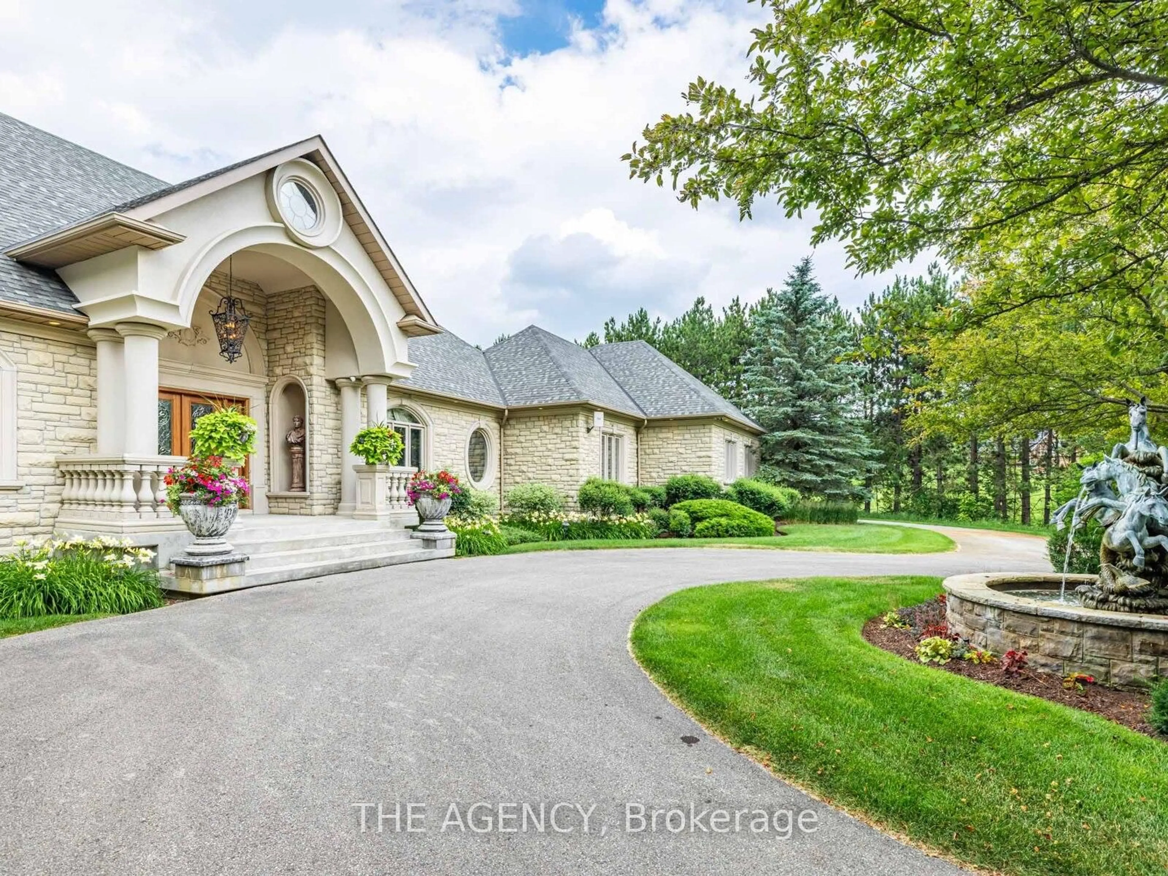 Unknown for 18387 The Gore Rd, Caledon Ontario L7E 0X8