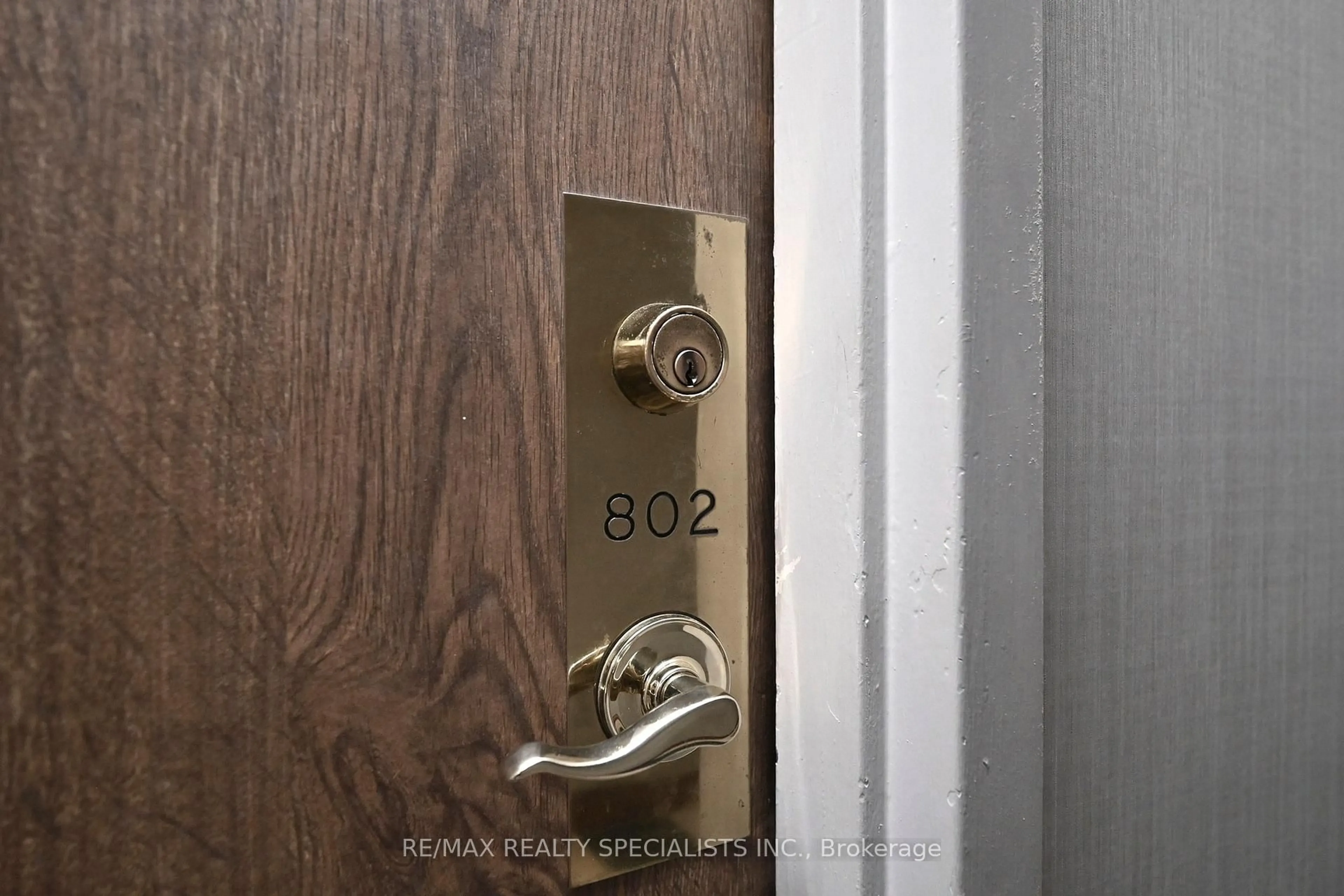 Unknown for 4235 Sherwoodtowne Blvd #802, Mississauga Ontario L4Z 1W3