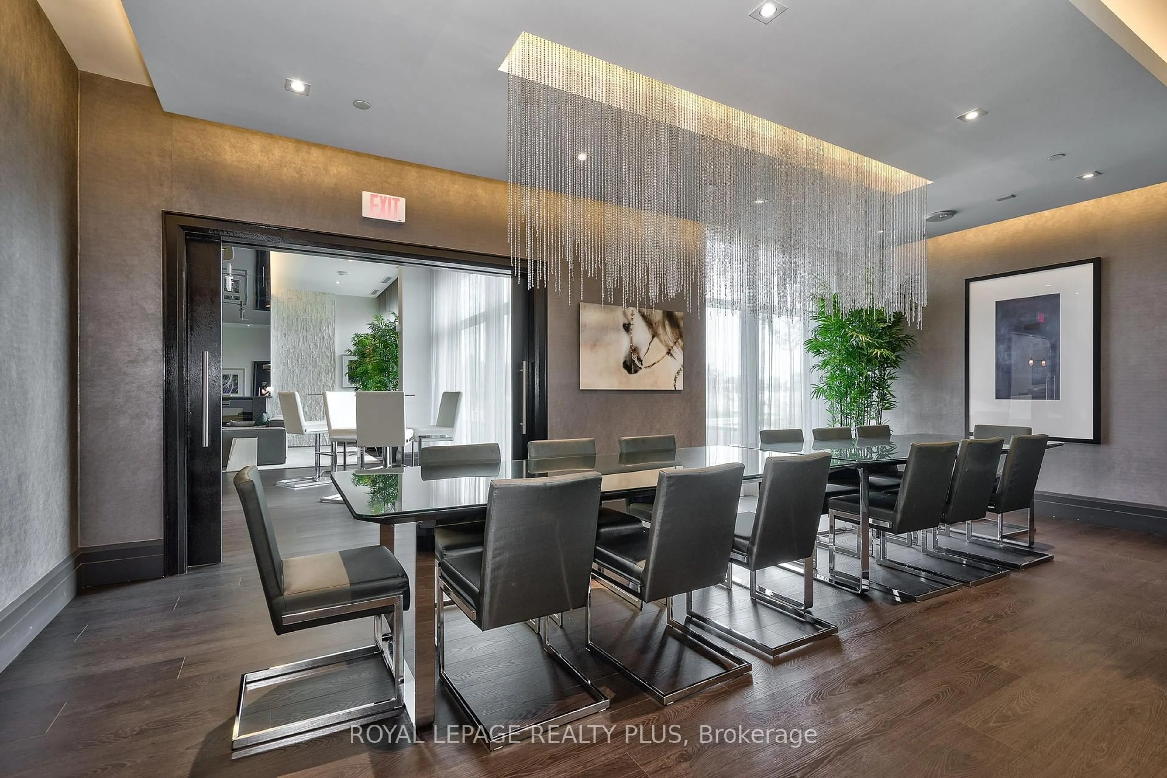 Dining room, unknown for 65 Speers Rd #406, Oakville Ontario L6K 0J1