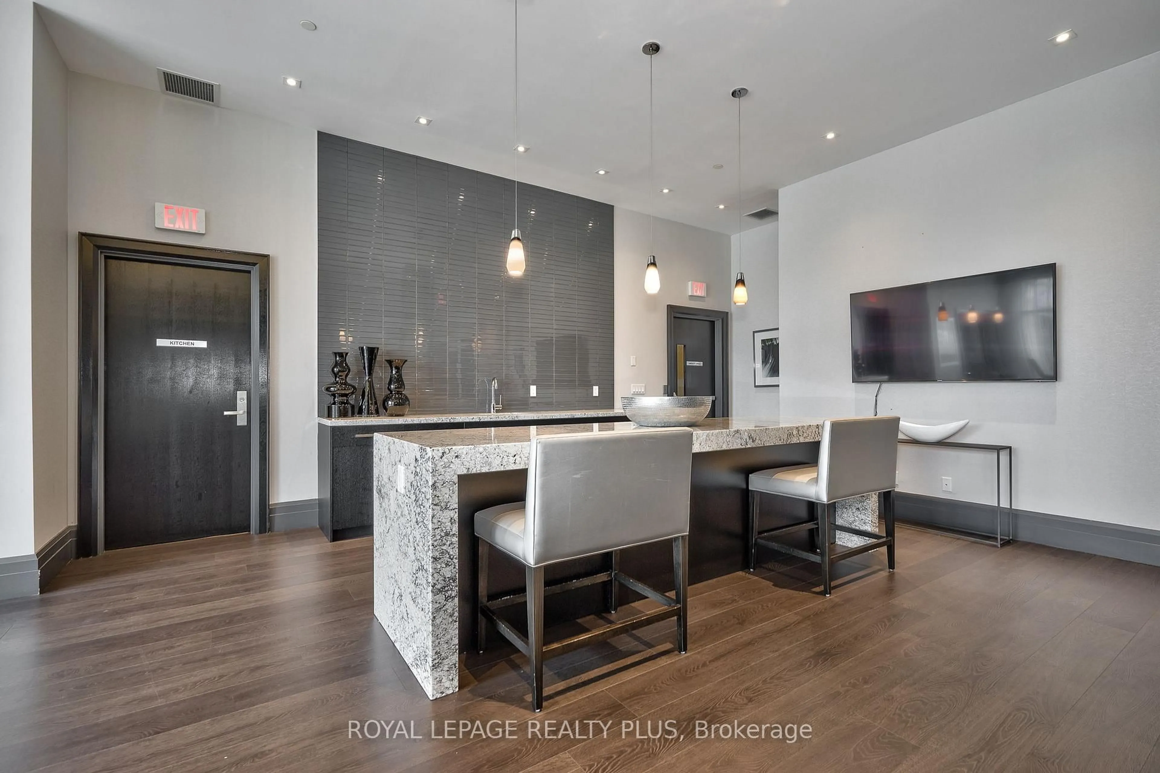 Open concept kitchen, unknown for 65 Speers Rd #406, Oakville Ontario L6K 0J1