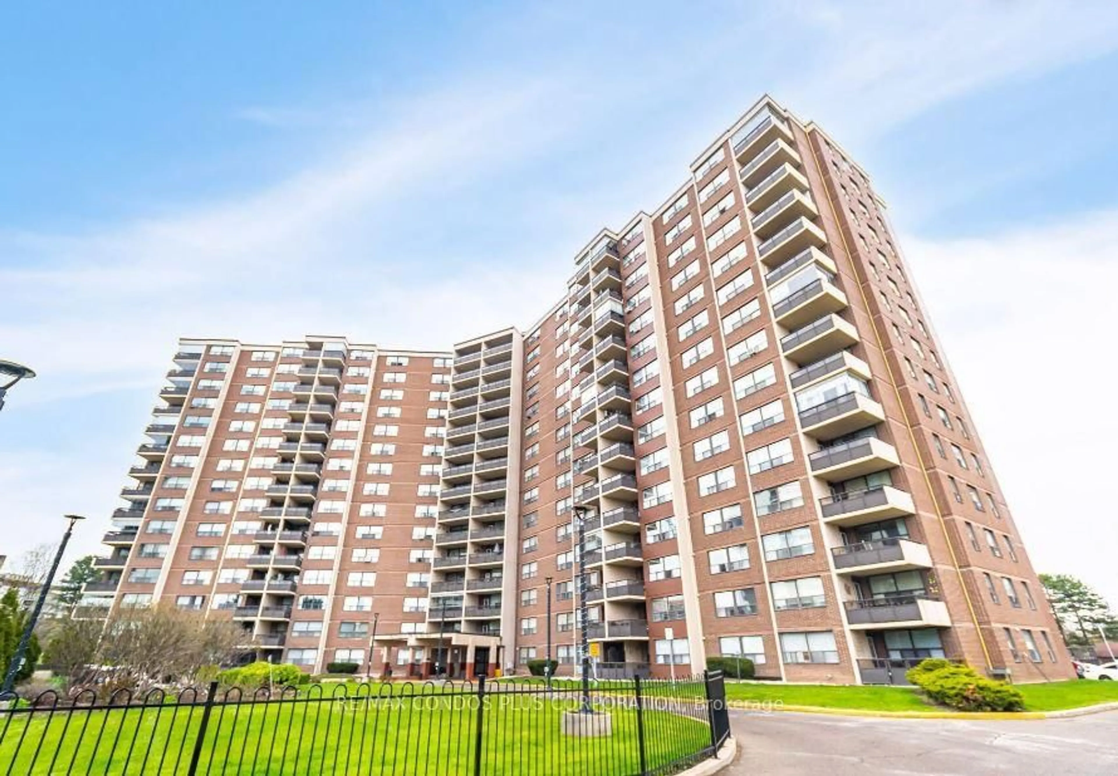 Unknown for 551 The West Mall Rd #802, Toronto Ontario M9C 1G7