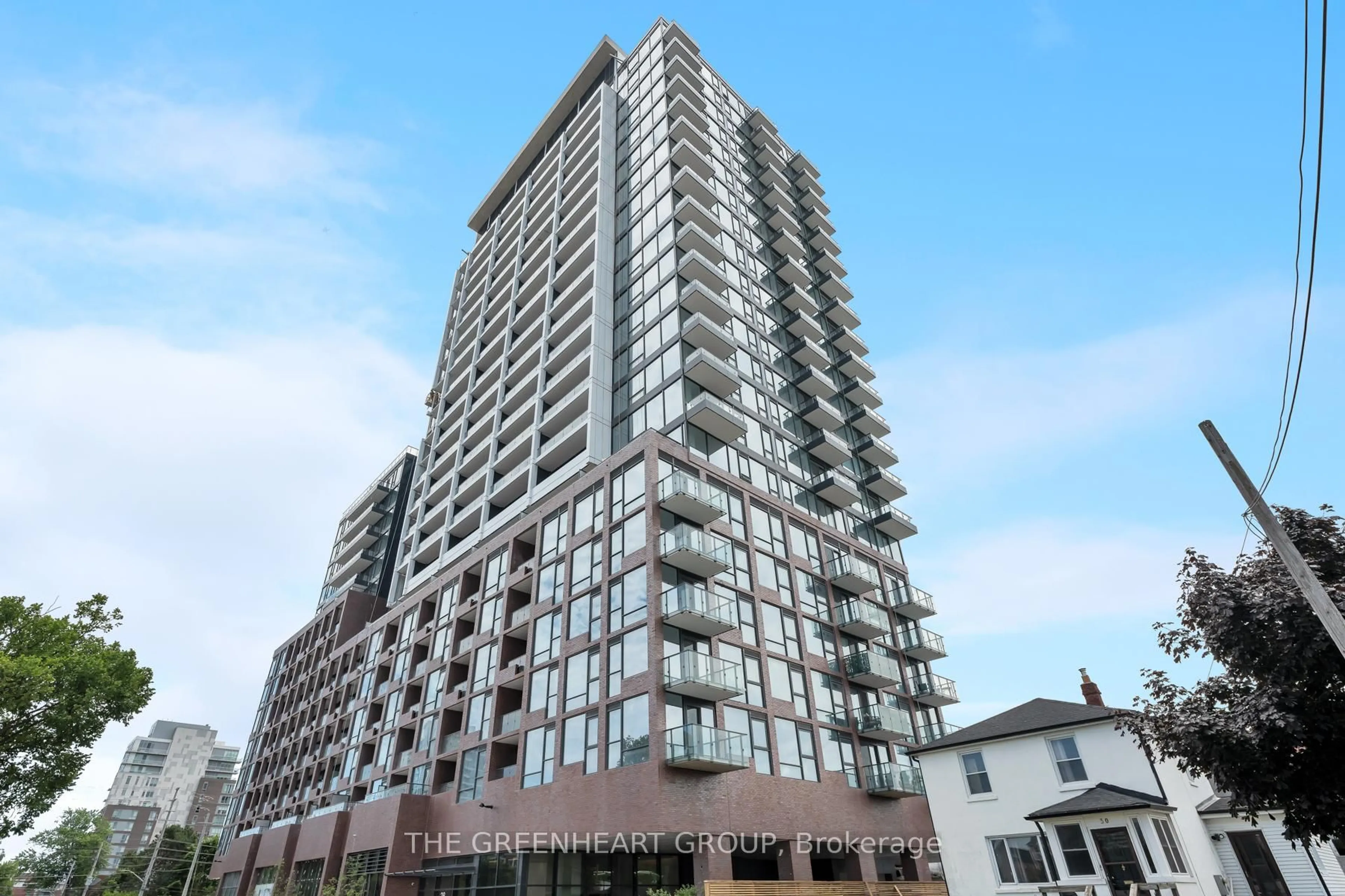 Unknown for 28 Ann St #308, Mississauga Ontario L5G 0E1