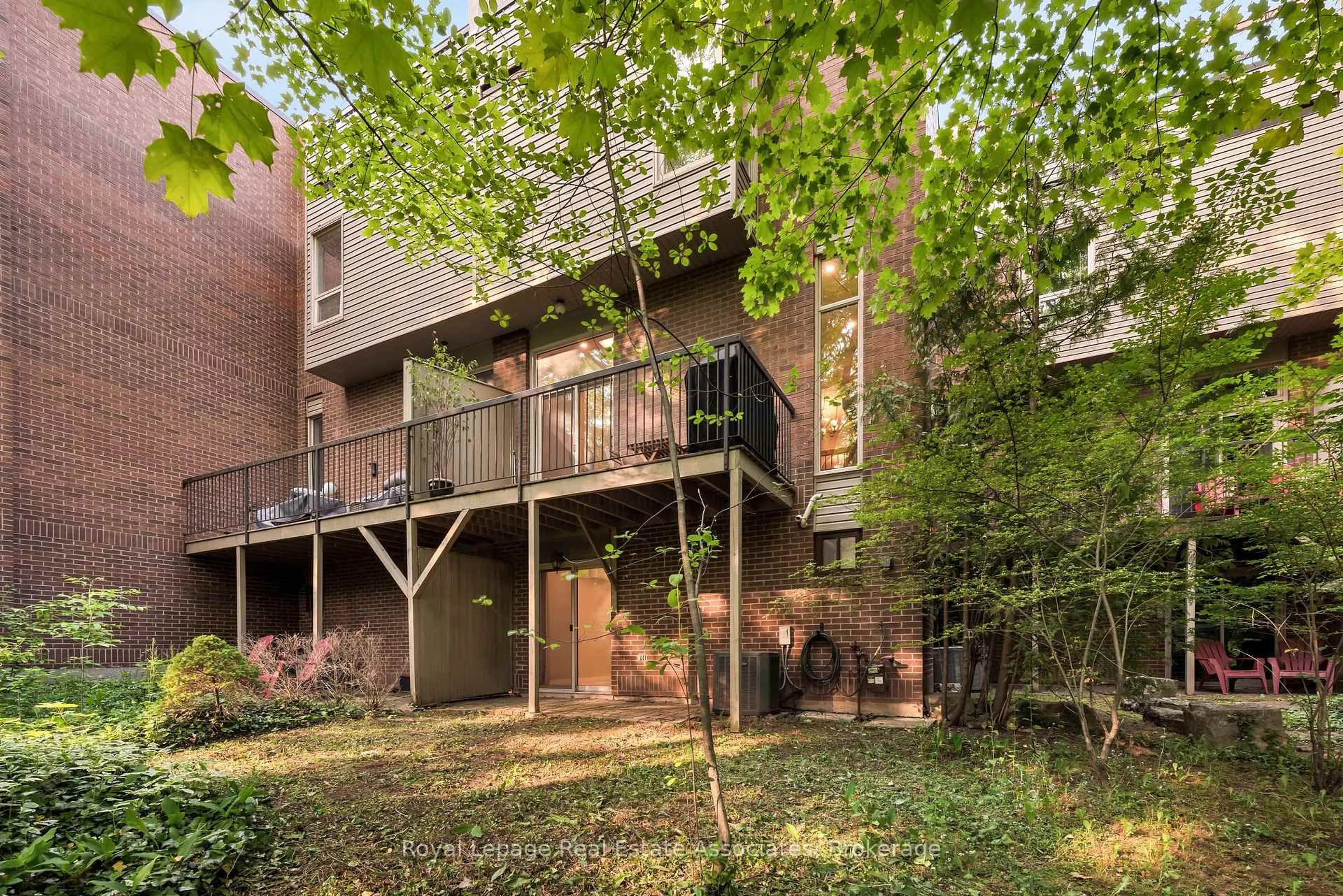 Patio, forest/trees view for 1250 Marlborough Crt #23, Oakville Ontario L6H 2W7