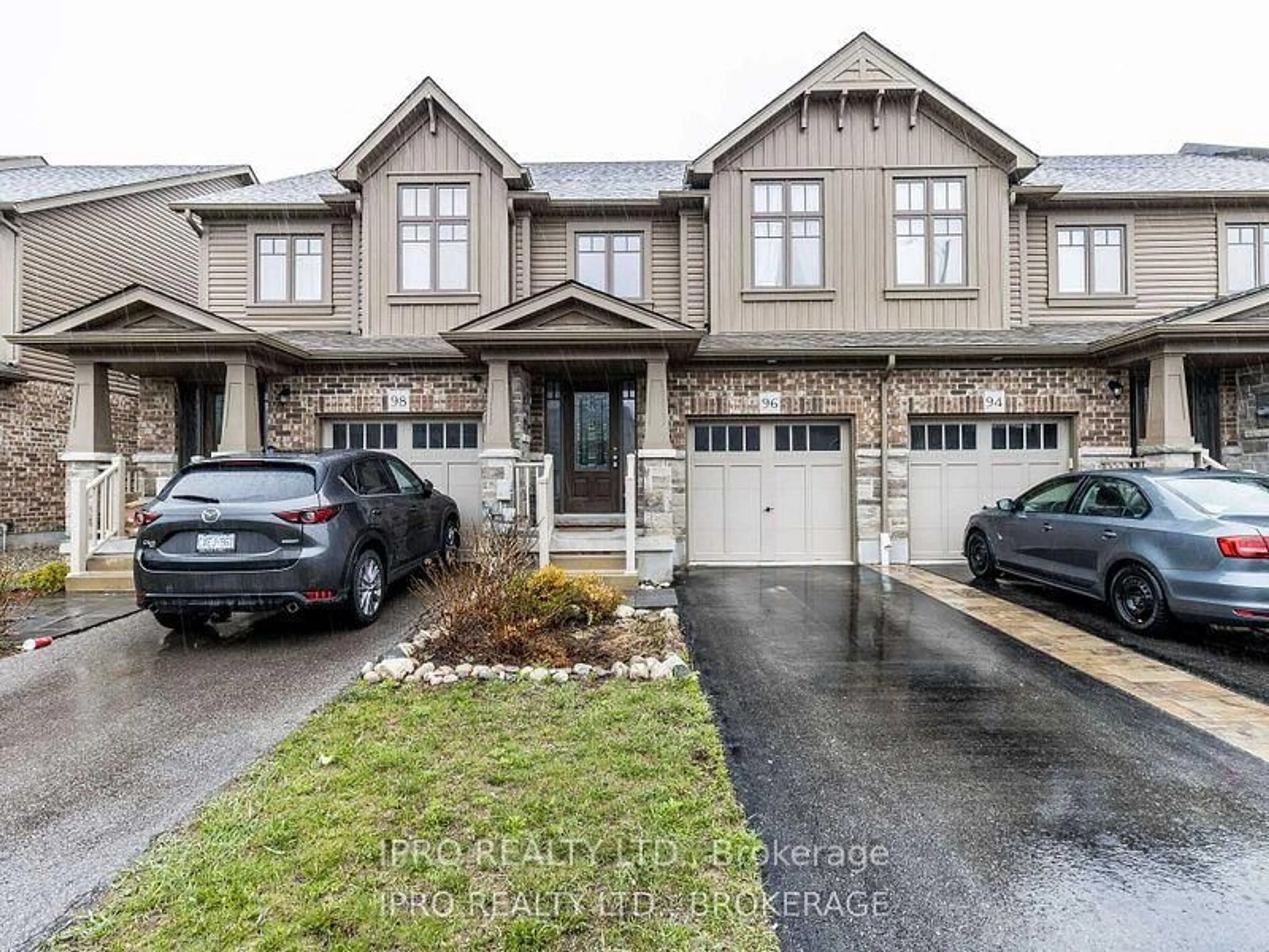 Home with brick exterior material, street for 96 Winterton Crt, Orangeville Ontario L9W 6Z7