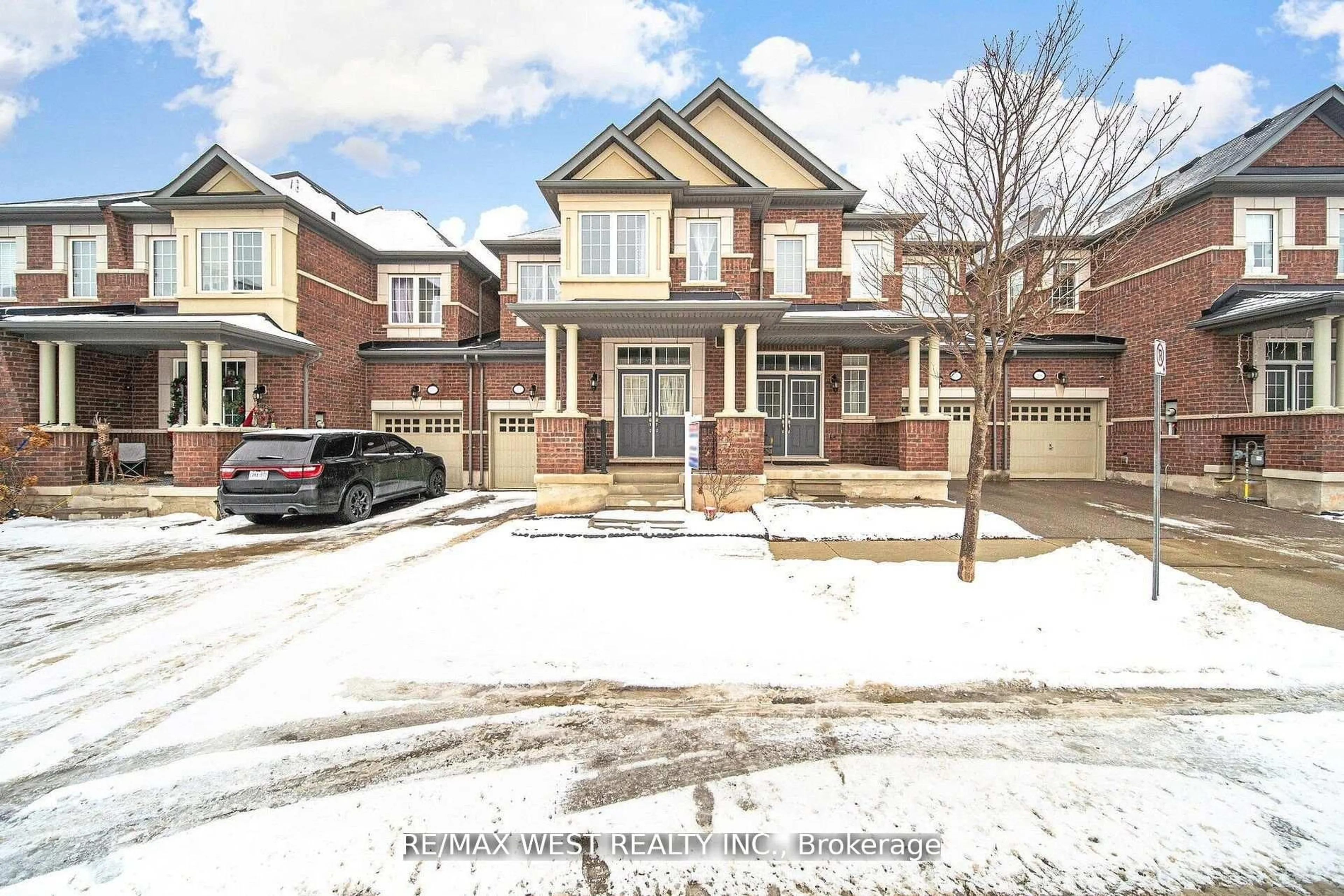 Home with brick exterior material, street for 213 Sarah Cline Dr, Oakville Ontario L6M 0T8