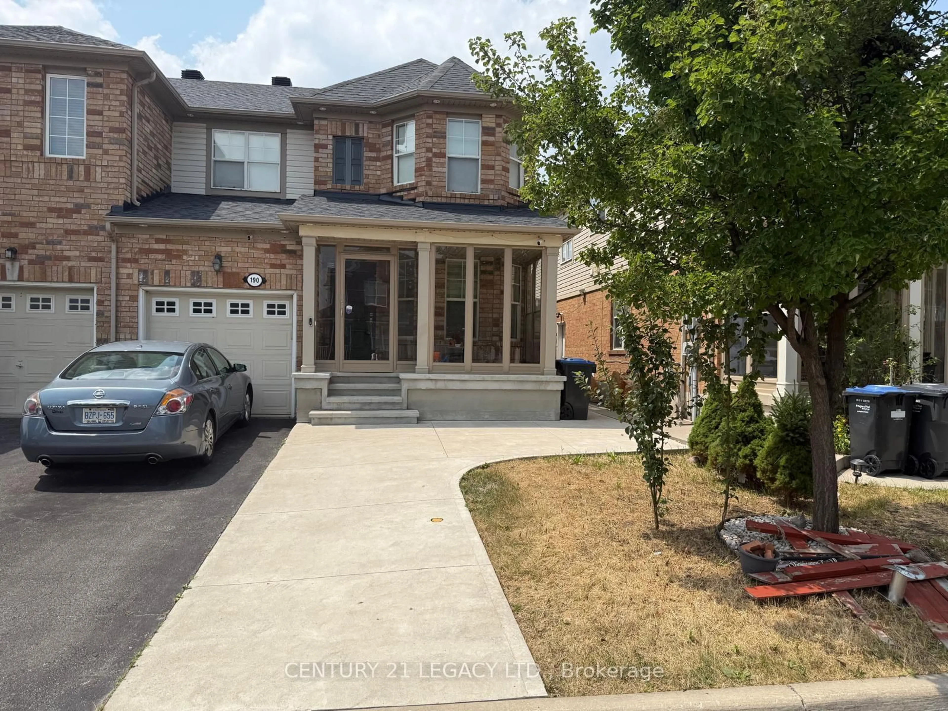Home with brick exterior material, street for 190 Owlridge Dr, Brampton Ontario L6X 0M8