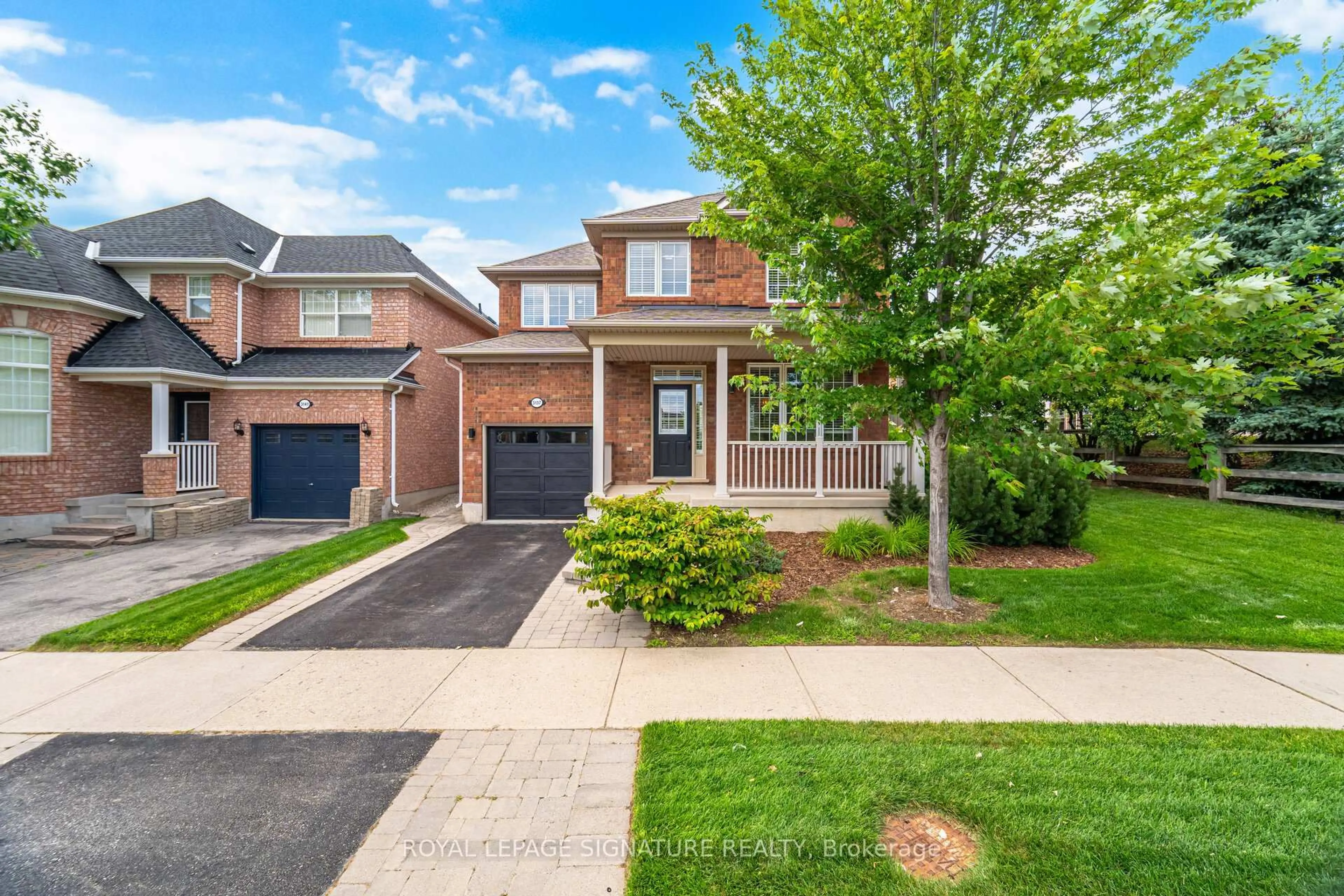 Home with brick exterior material, street for 3137 Scotscraig Cres, Oakville Ontario L6M 5G8