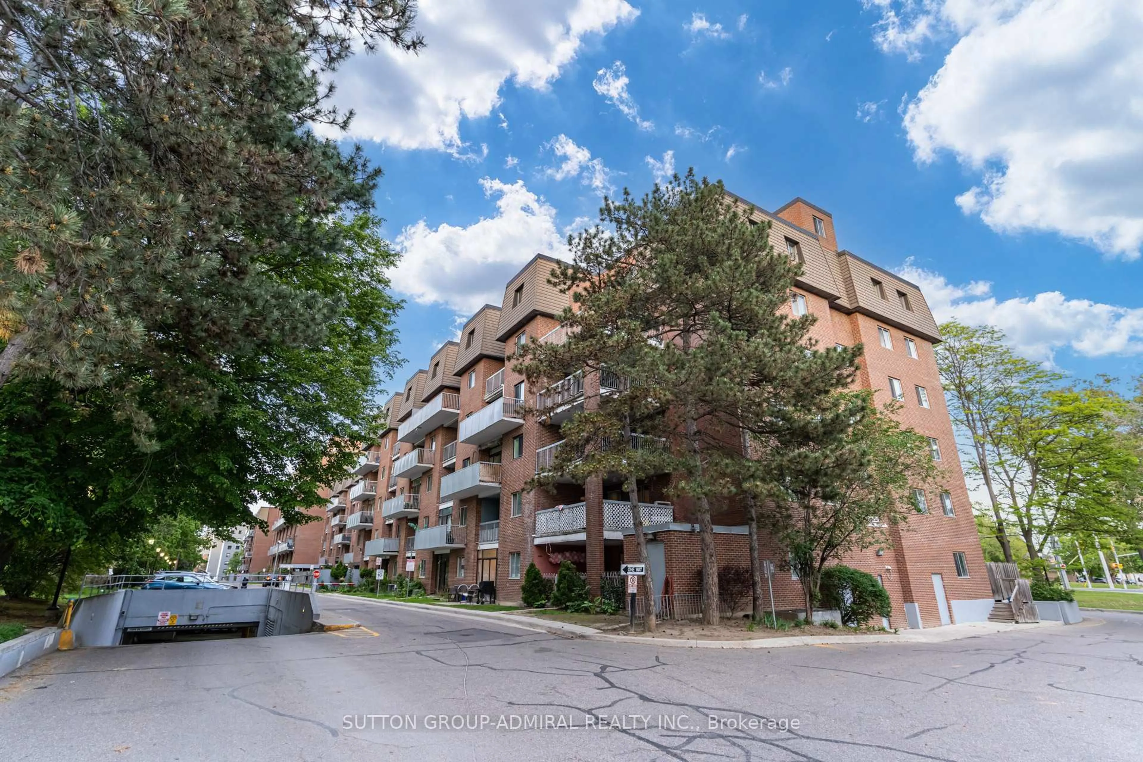Unknown for 3025 The Credit Woodlands #149, Mississauga Ontario L5C 2V3
