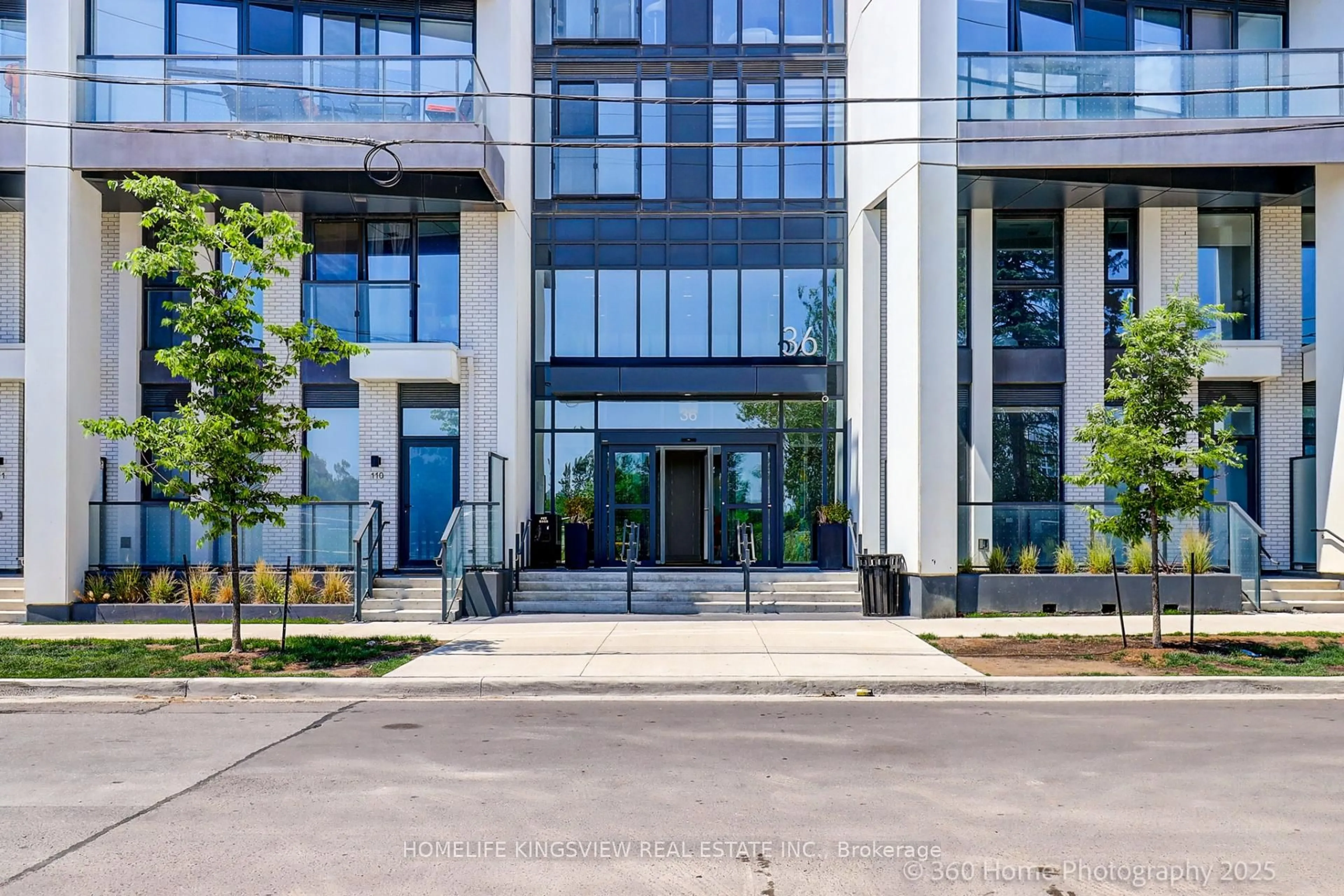 Unknown for 36 Zorra St #319, Toronto Ontario M8Z 0G5