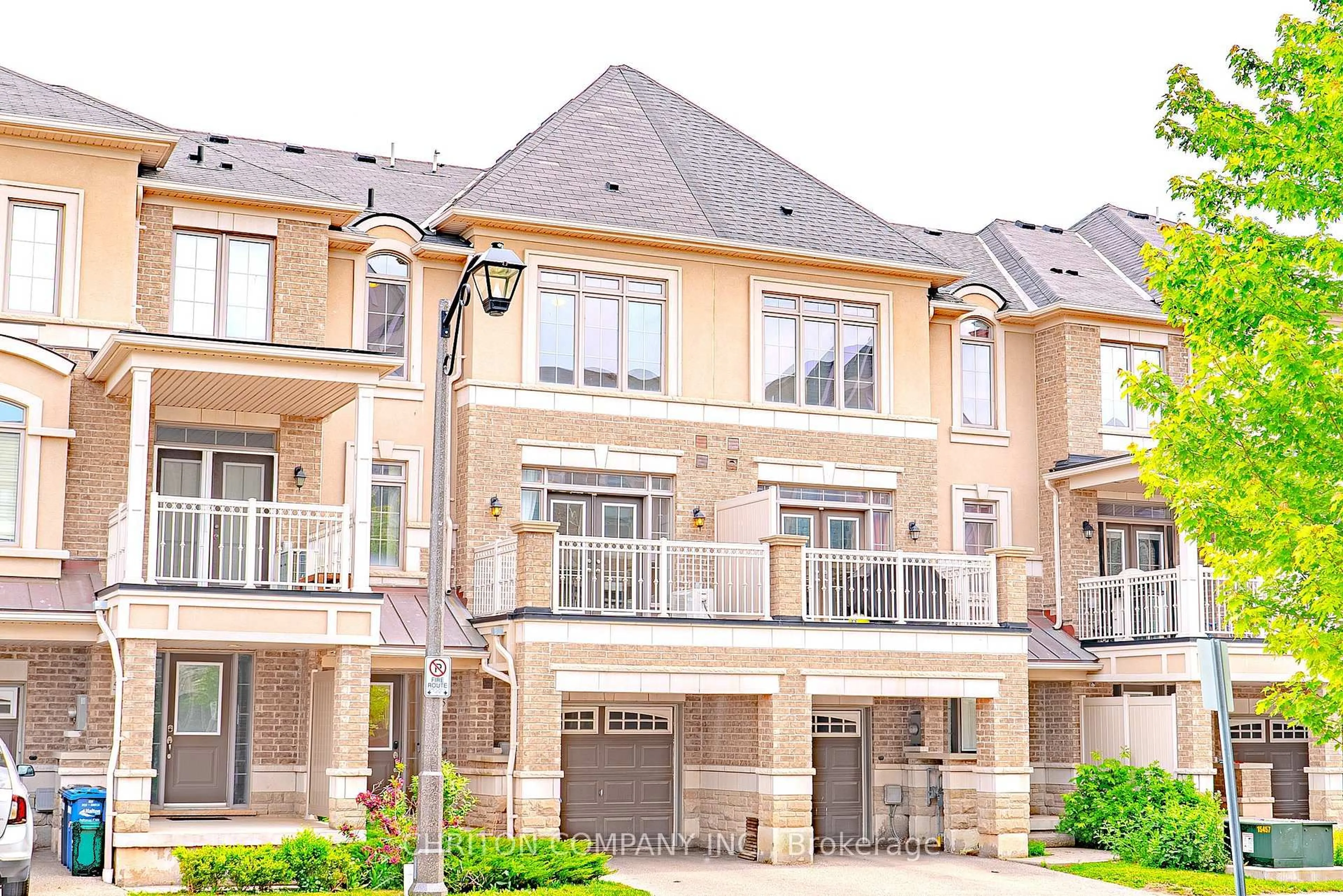 Patio, street for 2435 Greenwich Dr #55, Oakville Ontario L6M 0S4