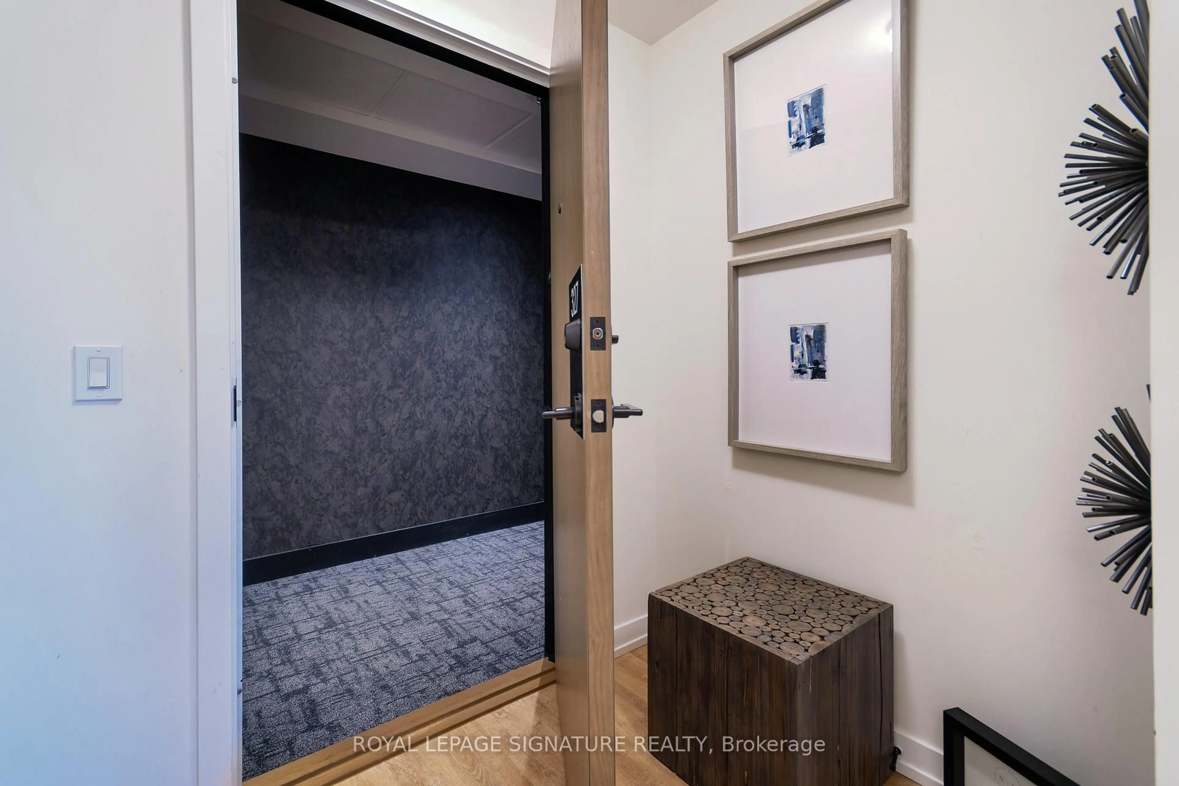 Indoor entryway for 2300 St Clair Ave #327, Toronto Ontario M6N 1K8