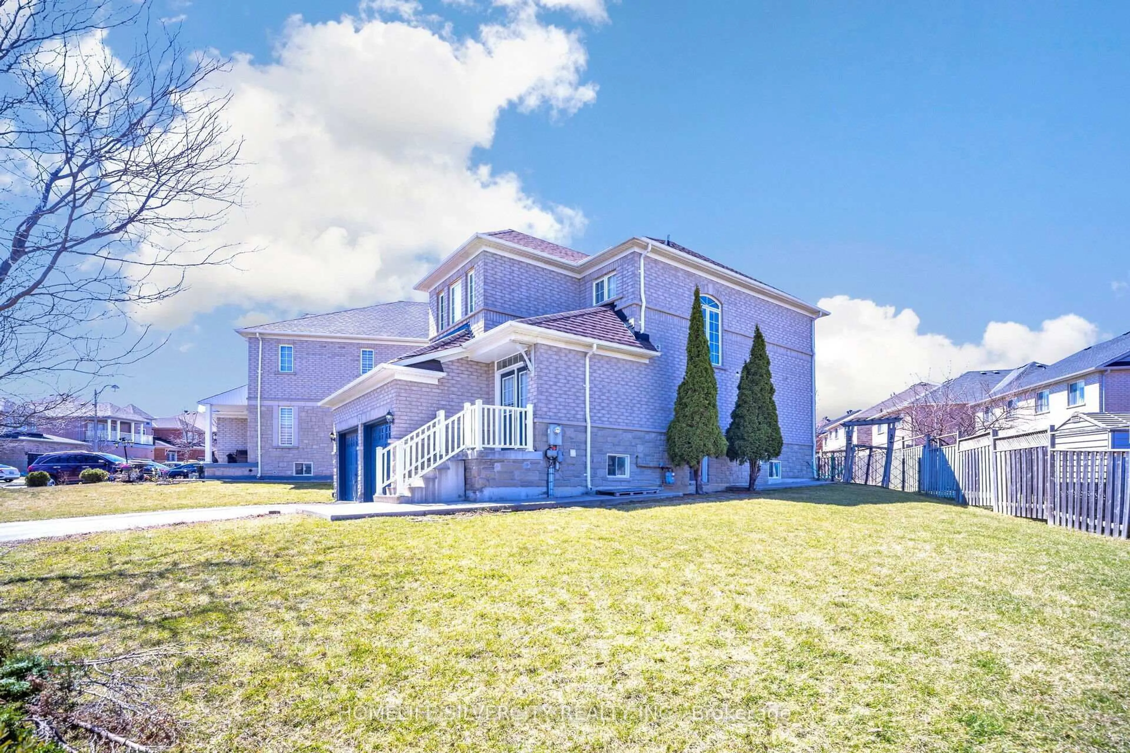 Unknown for 6 Aria Lane, Brampton Ontario L6S 6J5