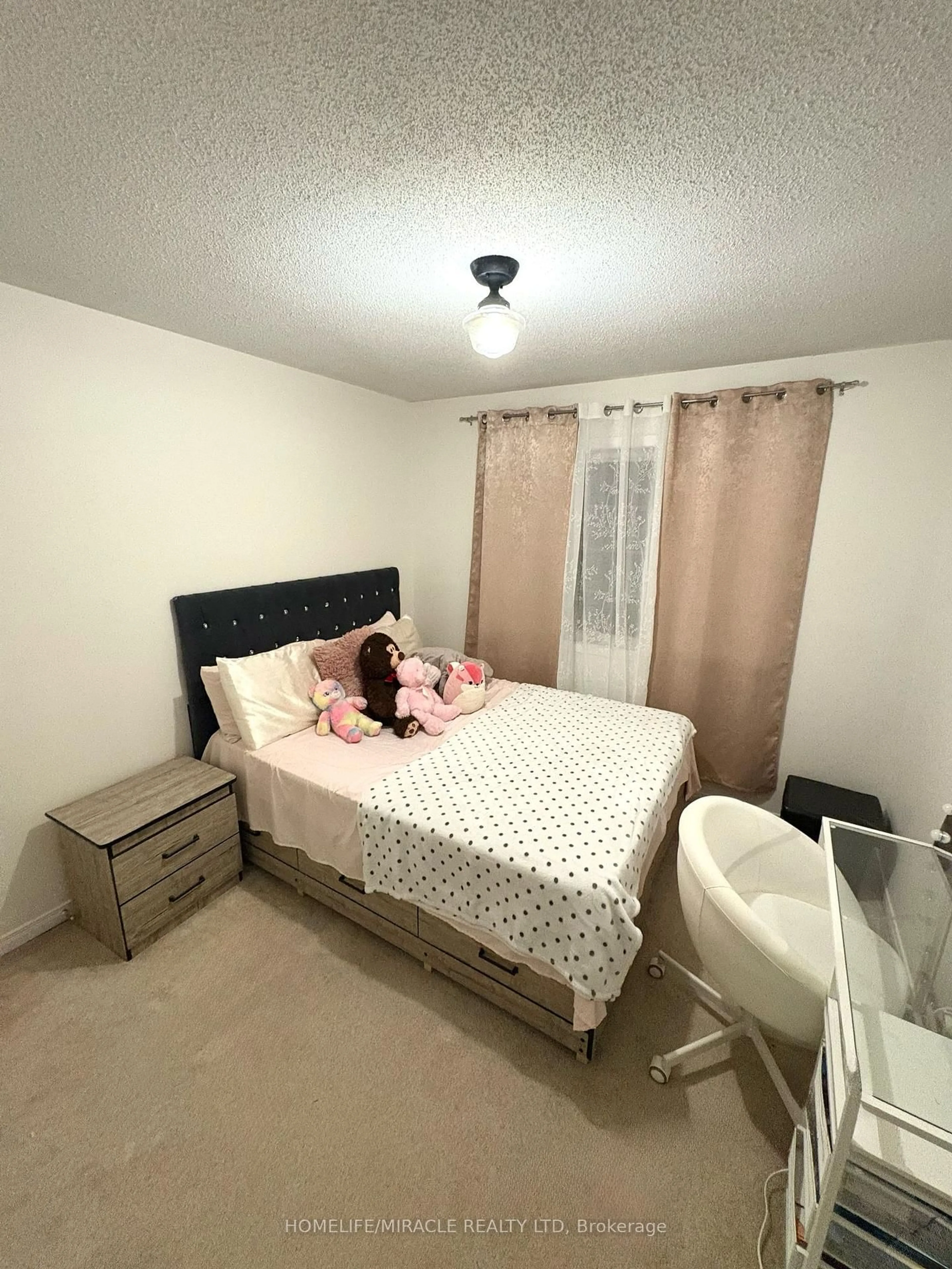 A pic of a room for 10 Brucewood Rd #151, Brampton Ontario L6R 3N2