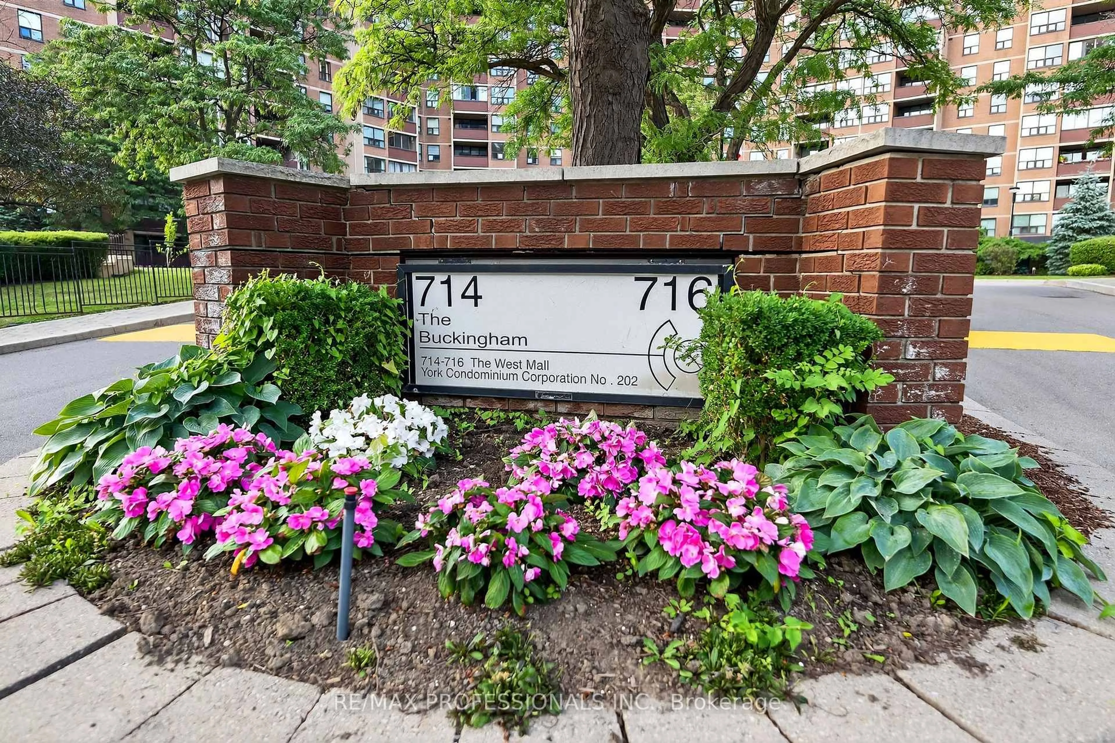 Indoor entryway for 714 The West Mall #503, Toronto Ontario M9C 4X1