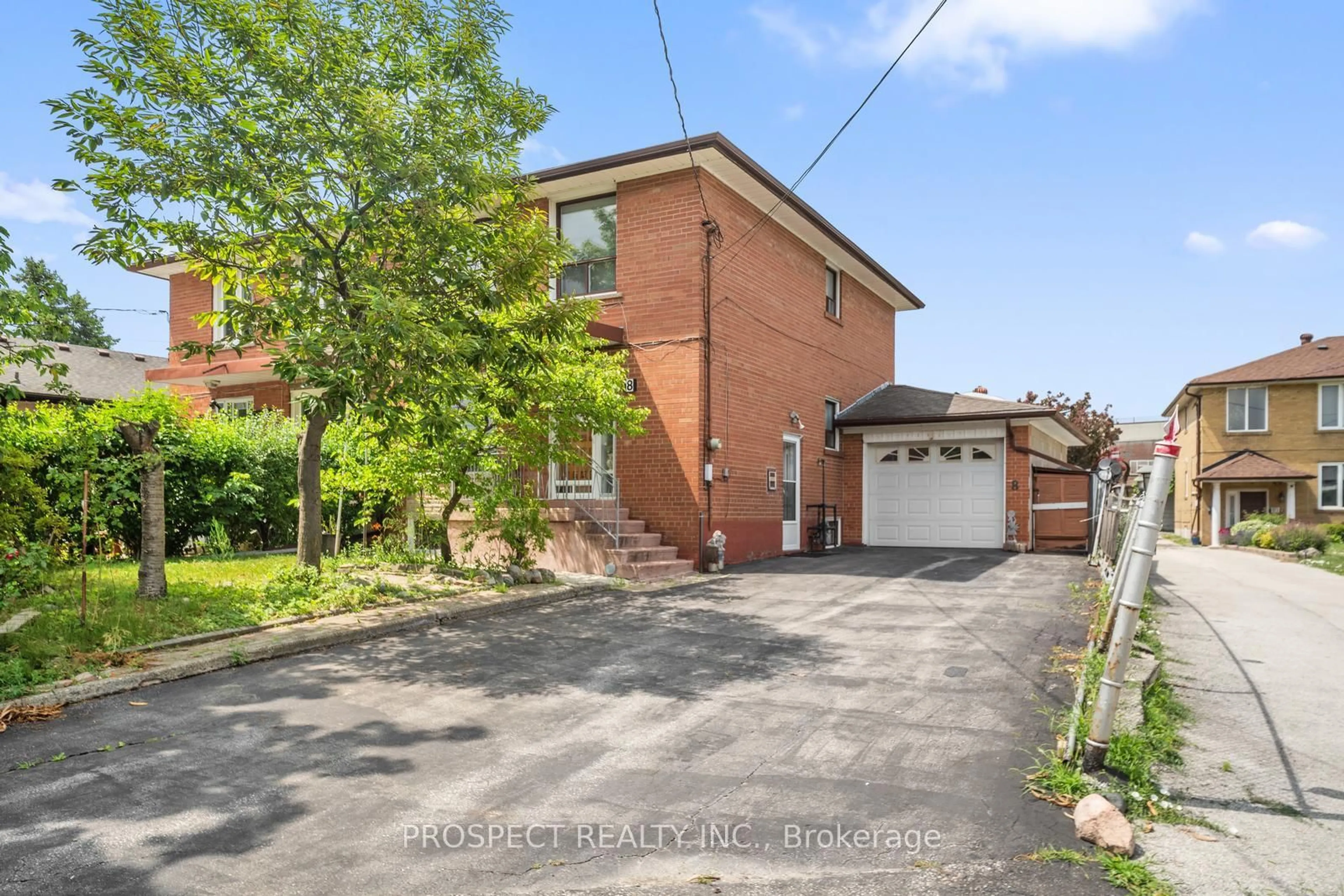 A pic from outside/outdoor area/front of a property/back of a property/a pic from drone, street for 8 Sonnet Crt, Toronto Ontario M6L 1J7