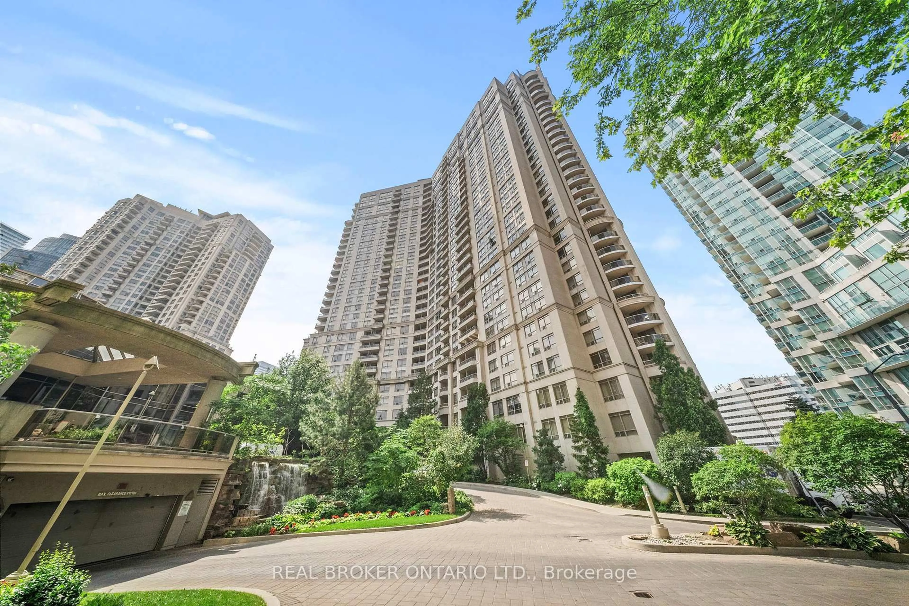 Unknown for 3888 Duke Of York Blvd #2530, Mississauga Ontario L5B 4P5