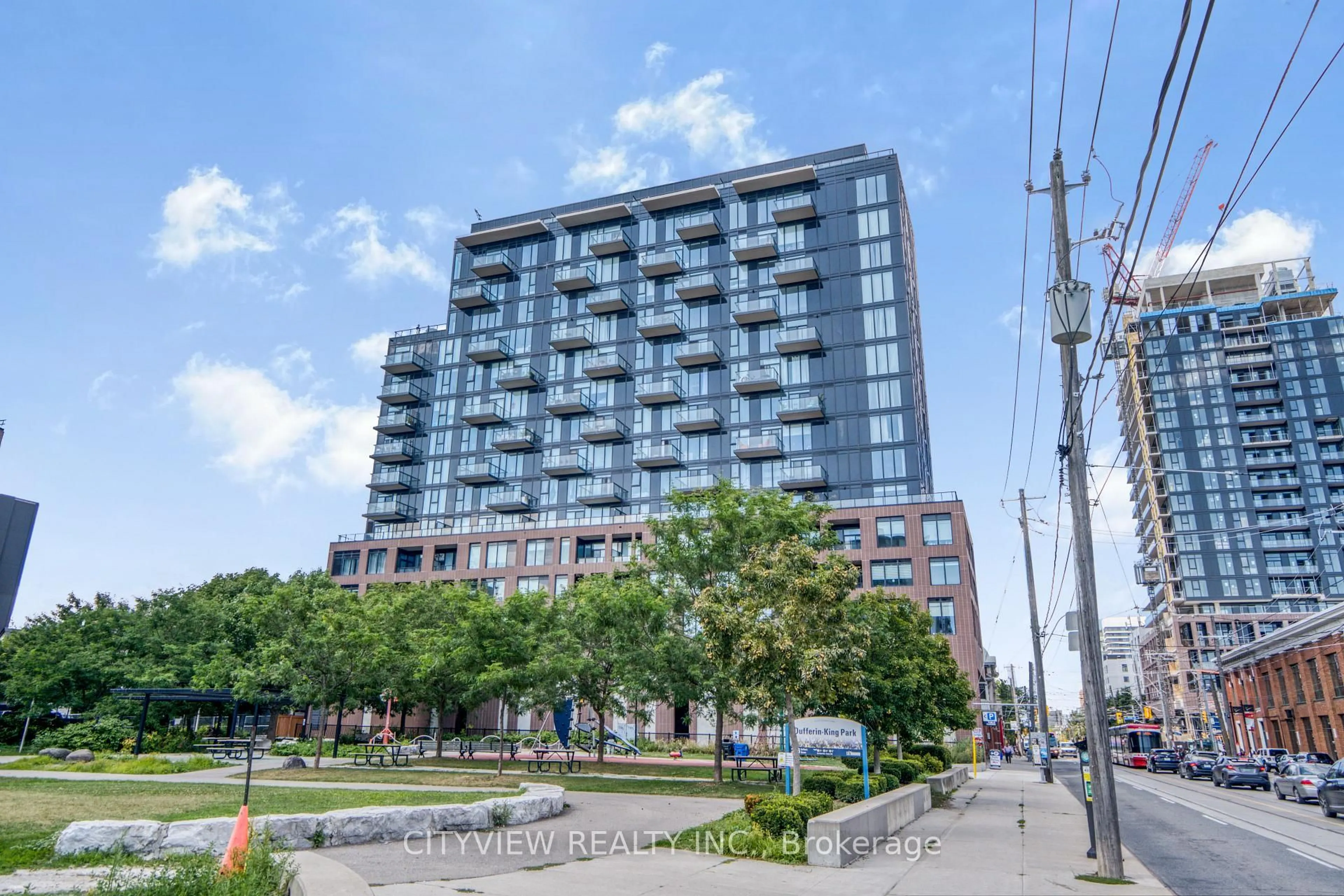 Unknown for 270 Dufferin St #1104, Toronto Ontario M6K 0H8