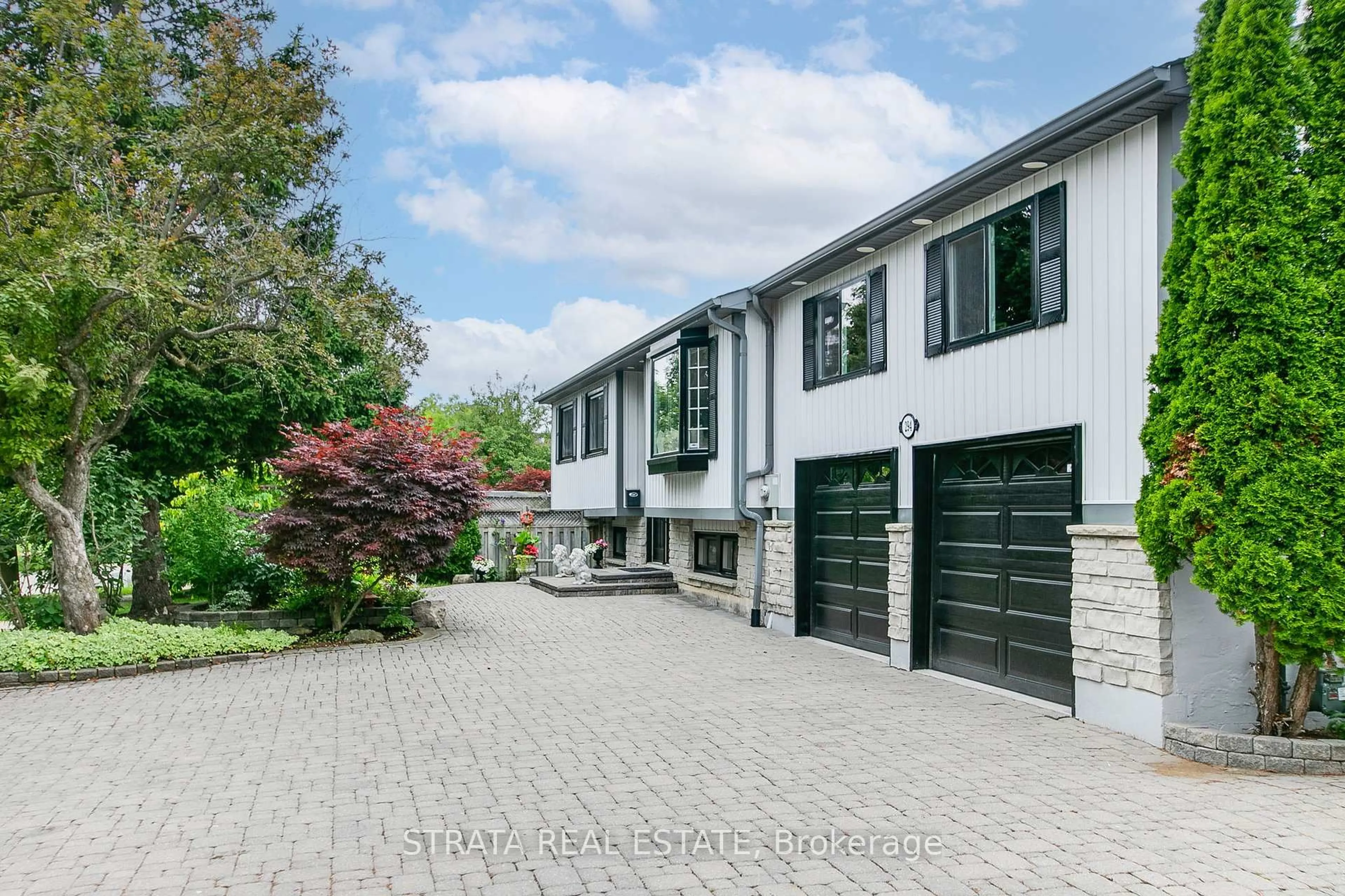 Unknown for 294 Bousfield Cres, Milton Ontario L9T 3G7