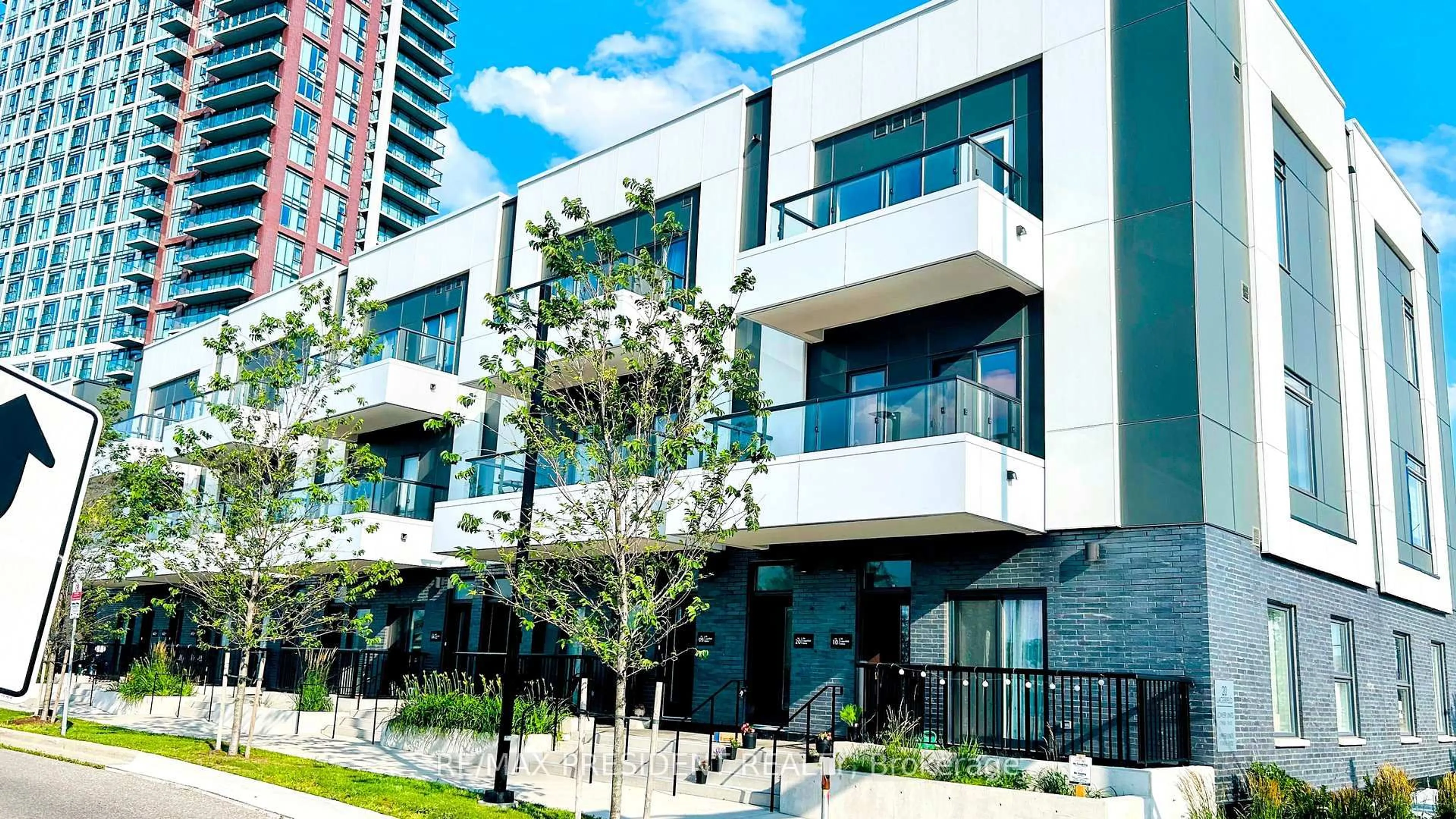 Unknown for 20 Lagerfeld Dr #9, Brampton Ontario L7A 5L4