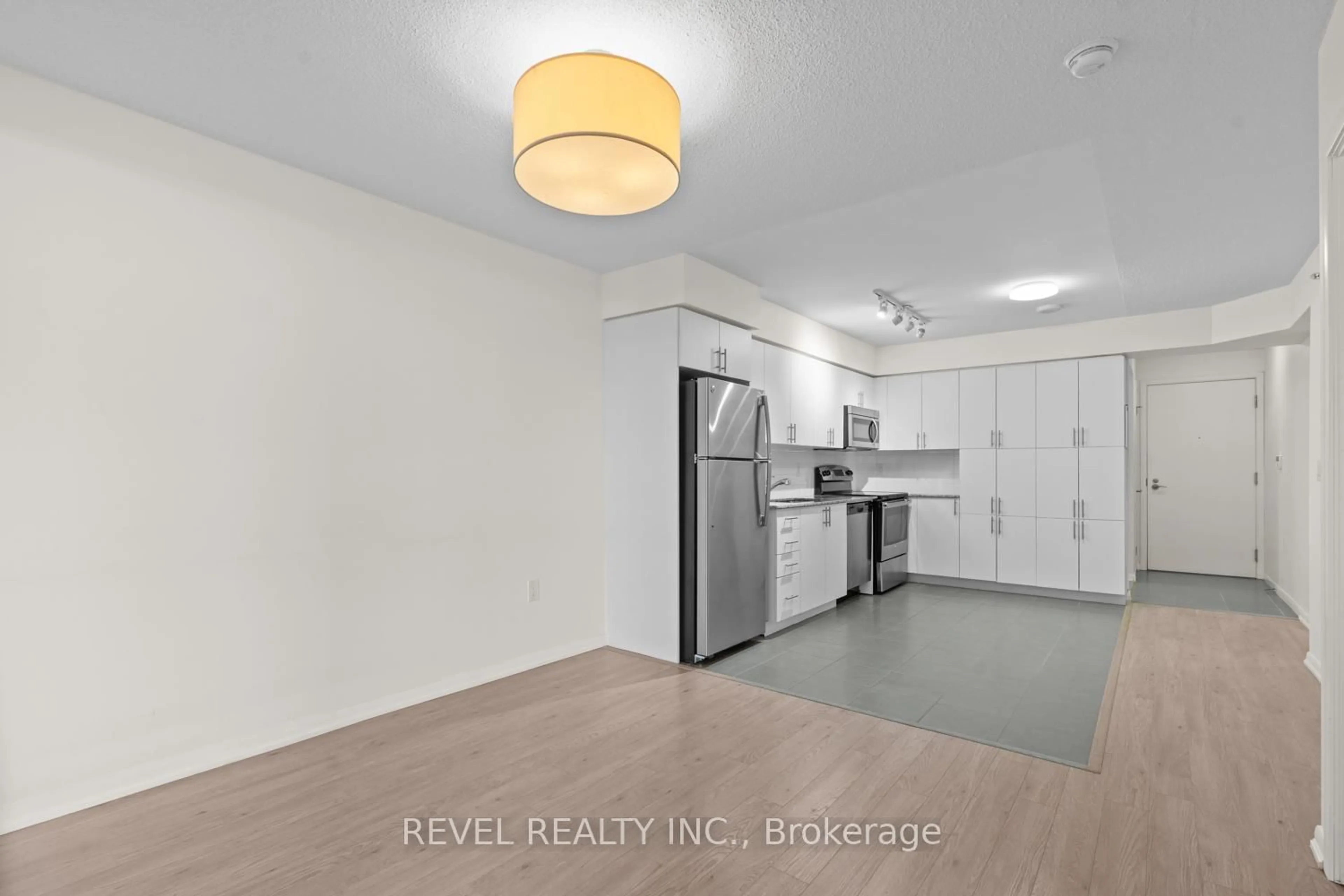 Unknown for 830 Lawrence Ave #510, Toronto Ontario M6A 1C3