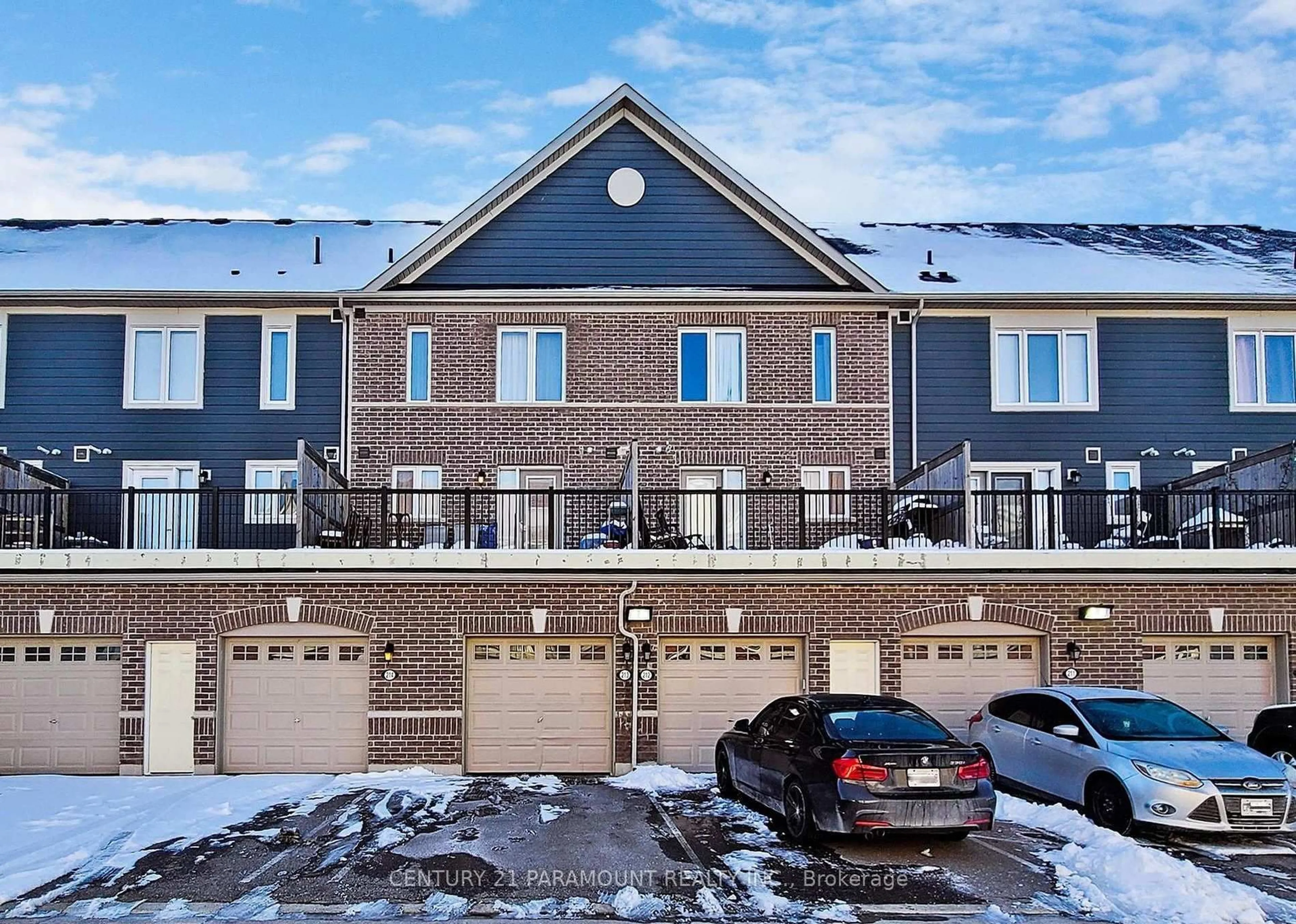 A pic from outside/outdoor area/front of a property/back of a property/a pic from drone, street for 250 Sunny Meadow Blvd #213, Brampton Ontario L7A 0A1