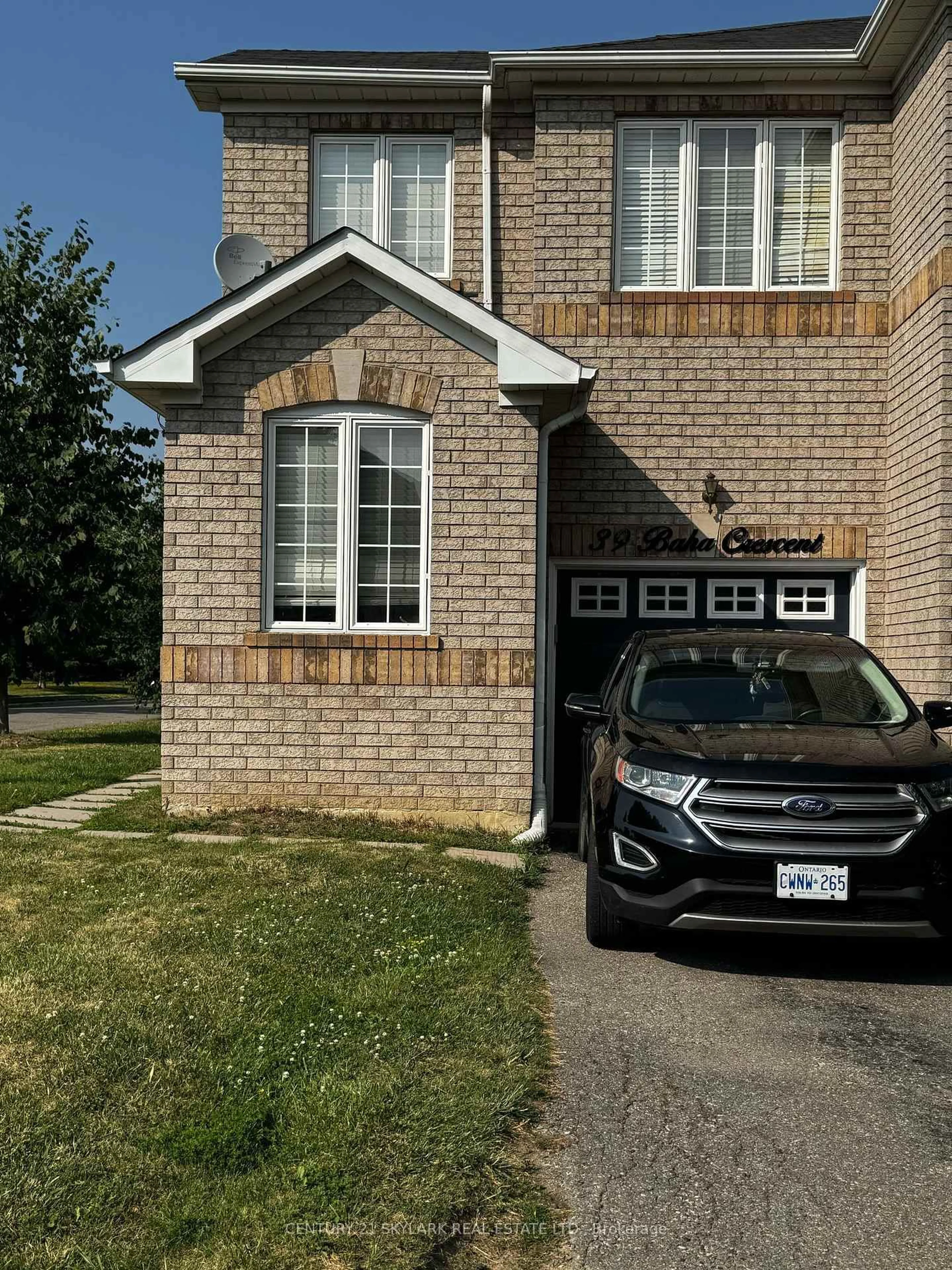 Home with brick exterior material, street for 39 Baha Cres, Brampton Ontario L7A 2J3