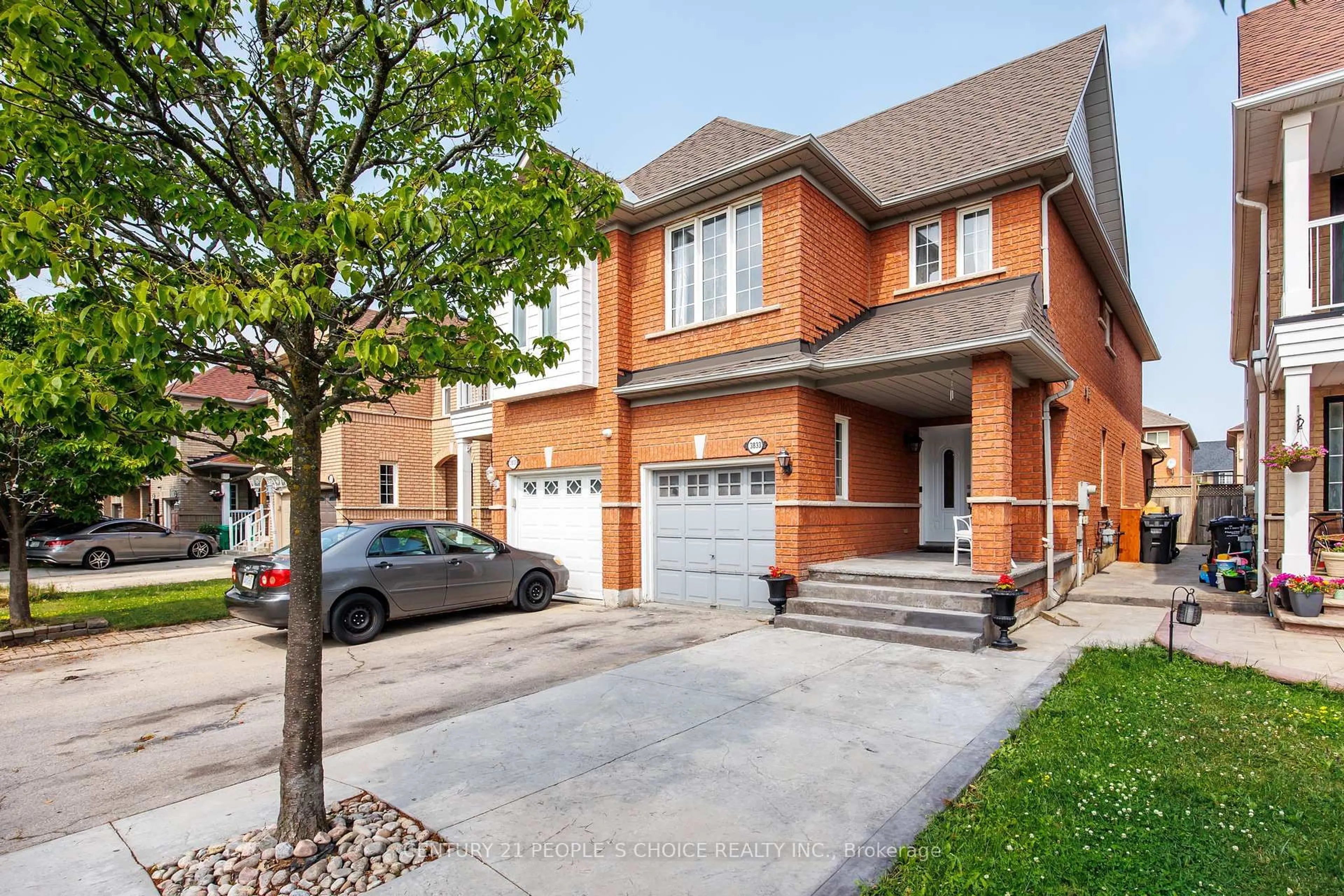 Home with brick exterior material, street for 3833 Manatee Way, Mississauga Ontario L5M 6Y1