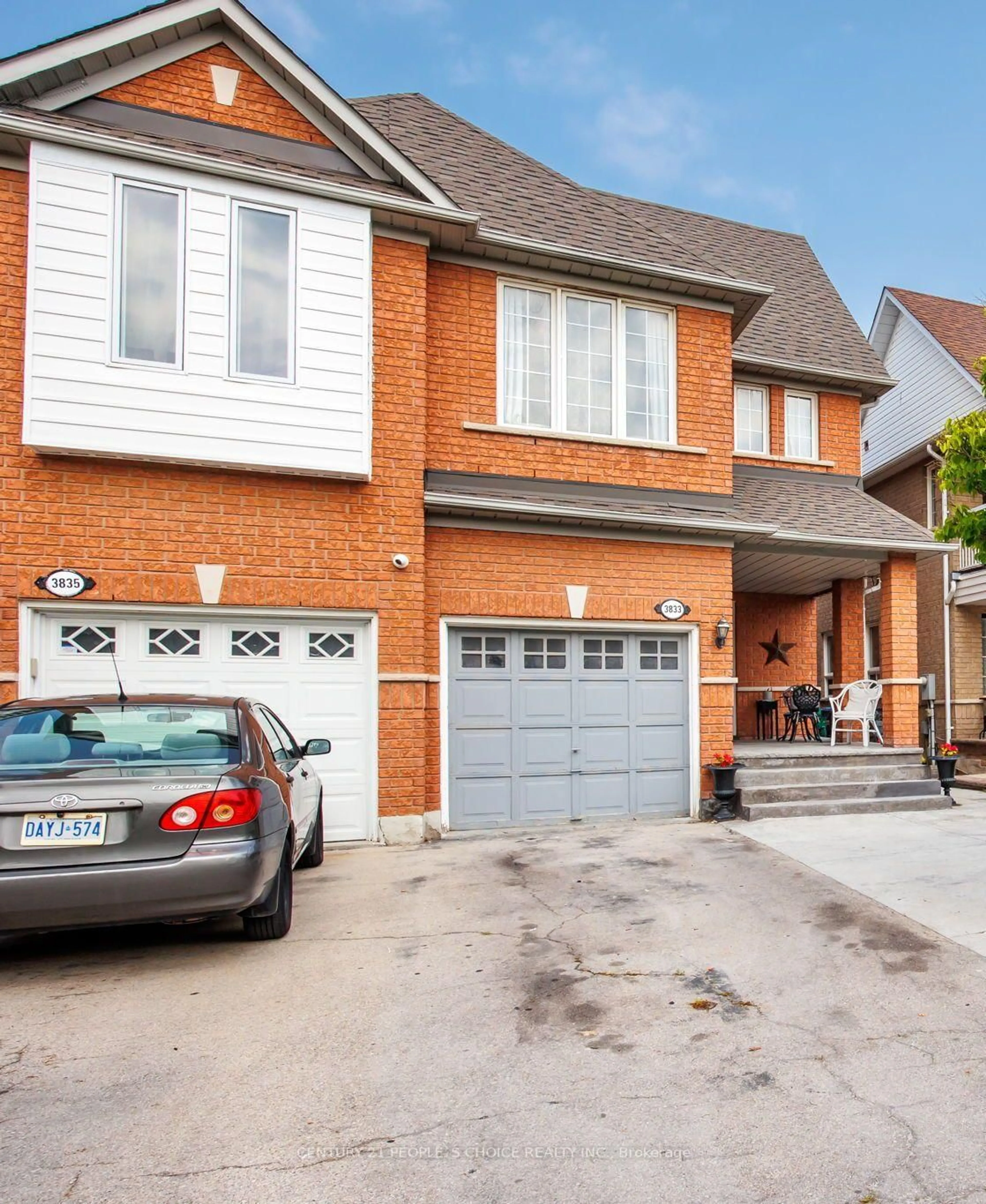 Home with brick exterior material, street for 3833 Manatee Way, Mississauga Ontario L5M 6Y1