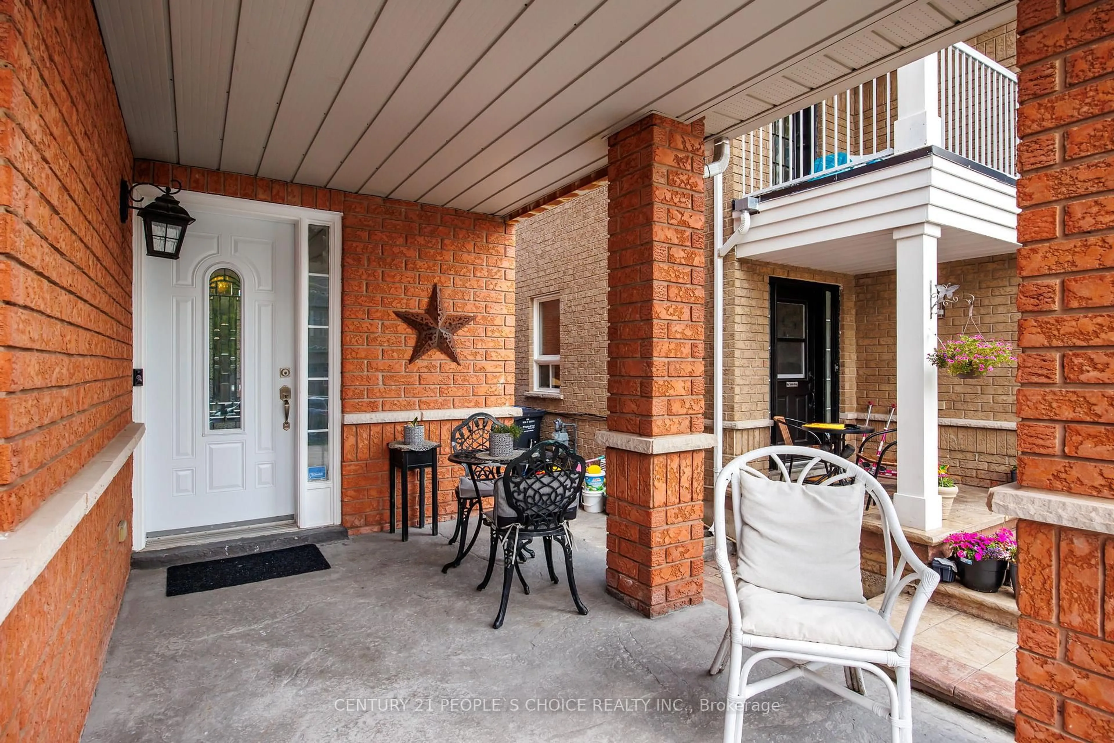 Patio, street for 3833 Manatee Way, Mississauga Ontario L5M 6Y1
